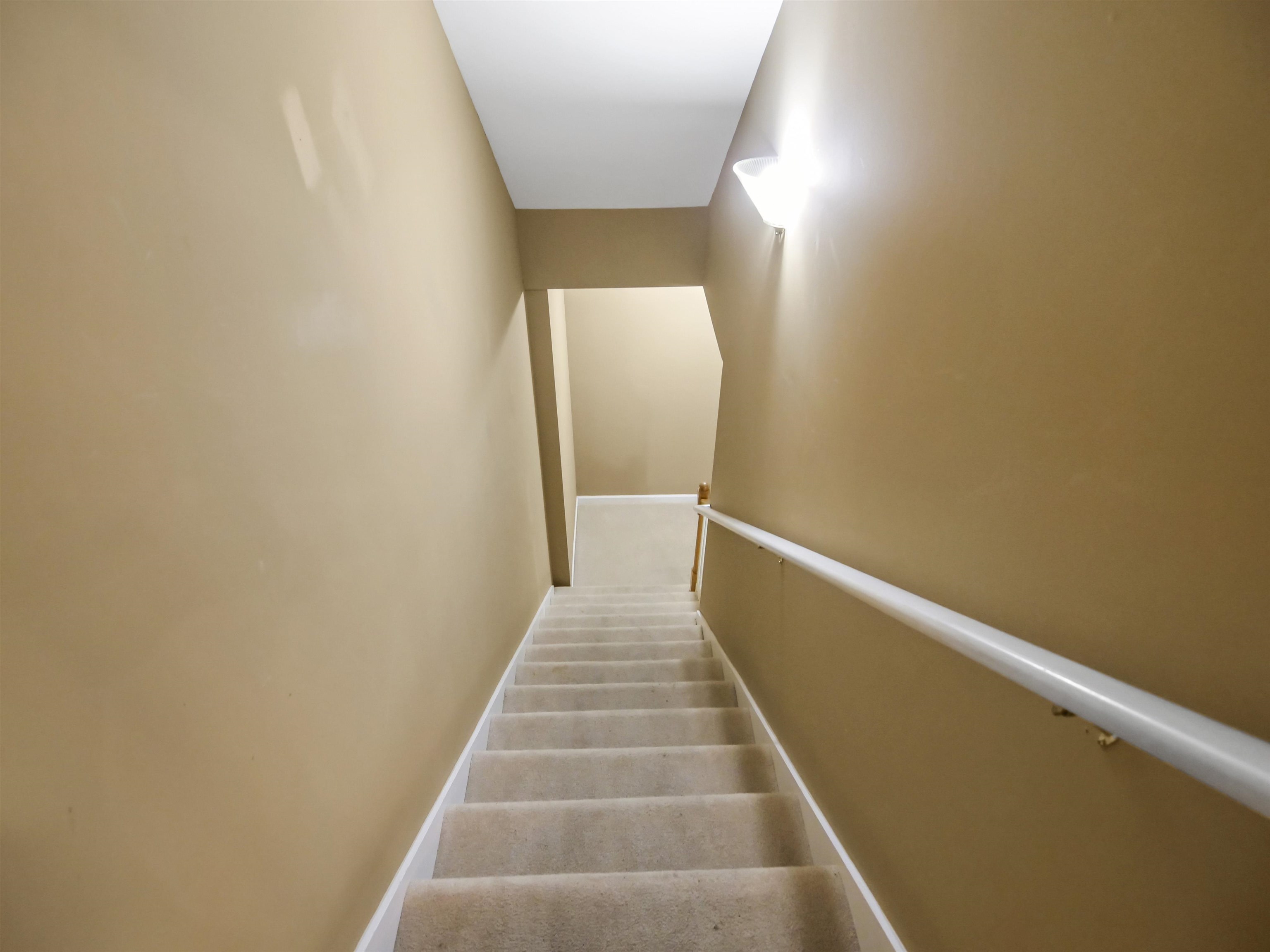 240 Cedar Bluff Drive Property Photo 25