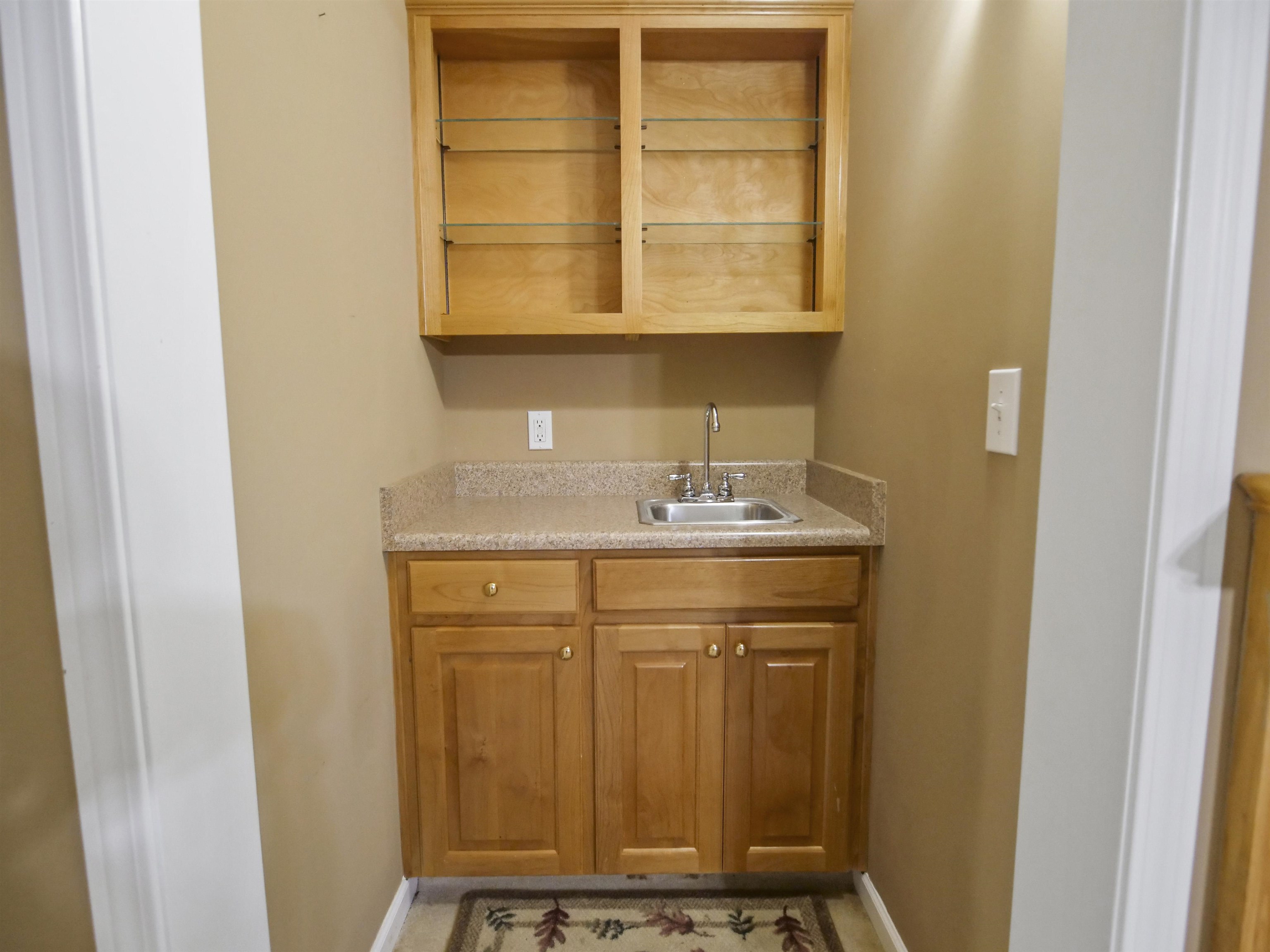 240 Cedar Bluff Drive Property Photo 32