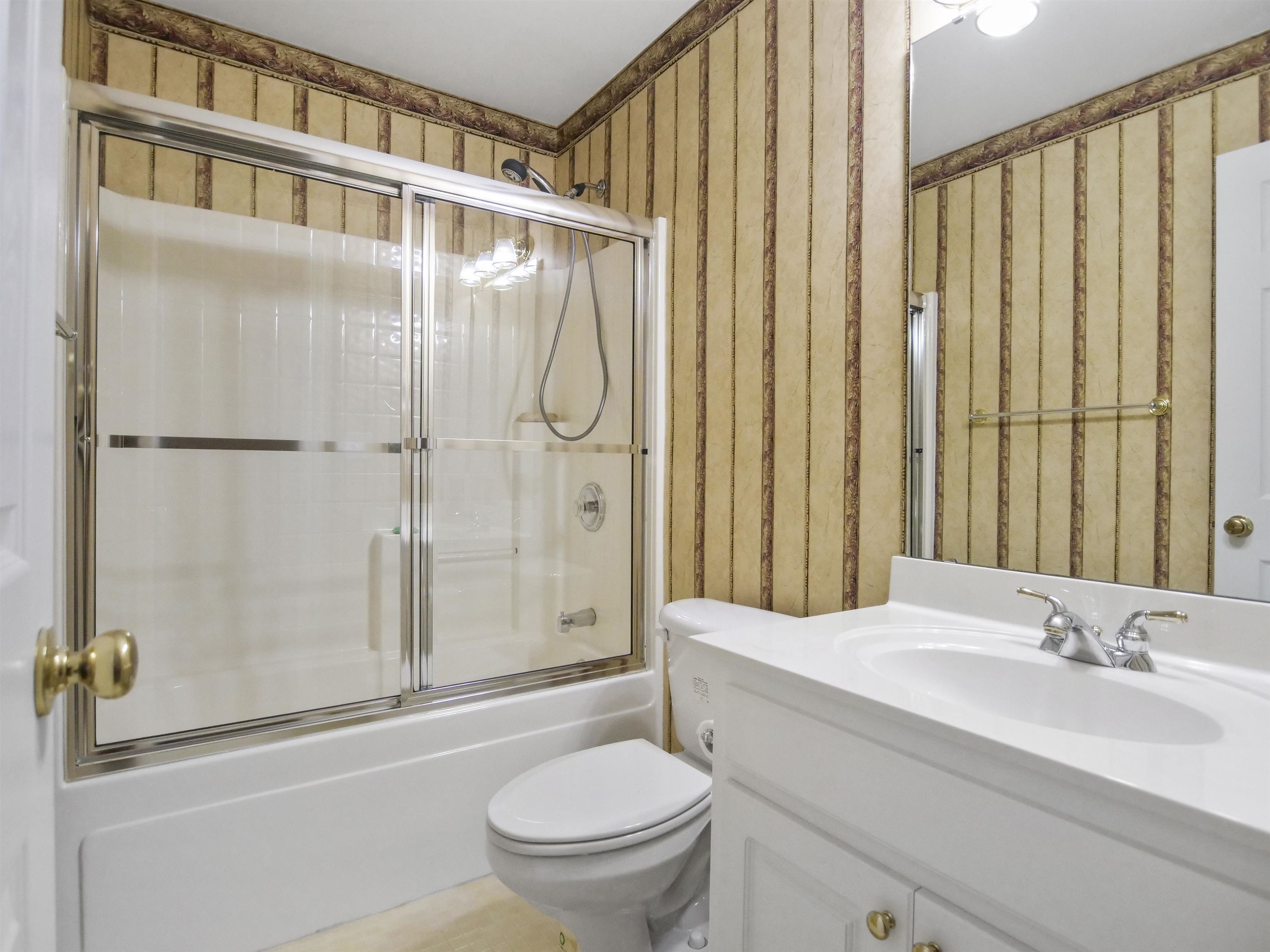 240 Cedar Bluff Drive Property Photo 35