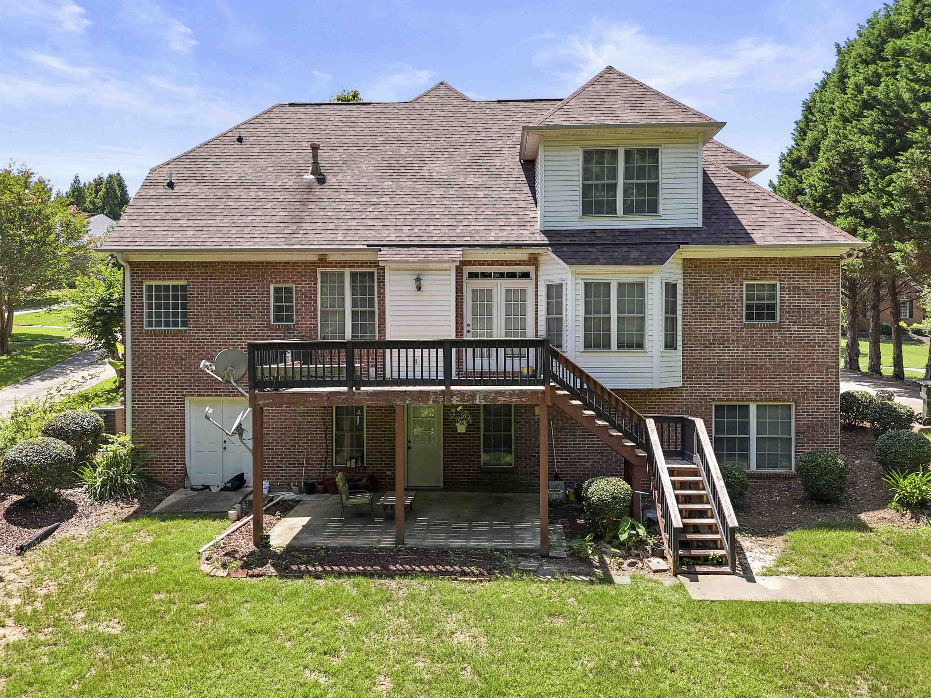 240 Cedar Bluff Drive Property Photo 39