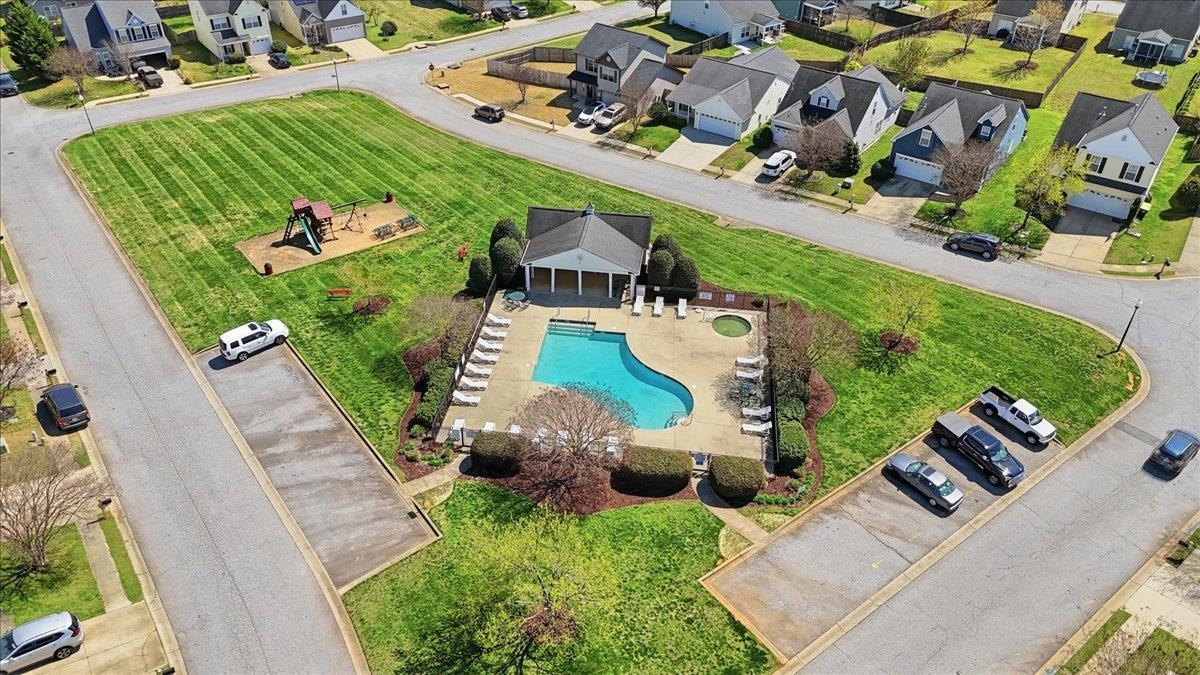 563 Clairidge Drive Property Photo 35