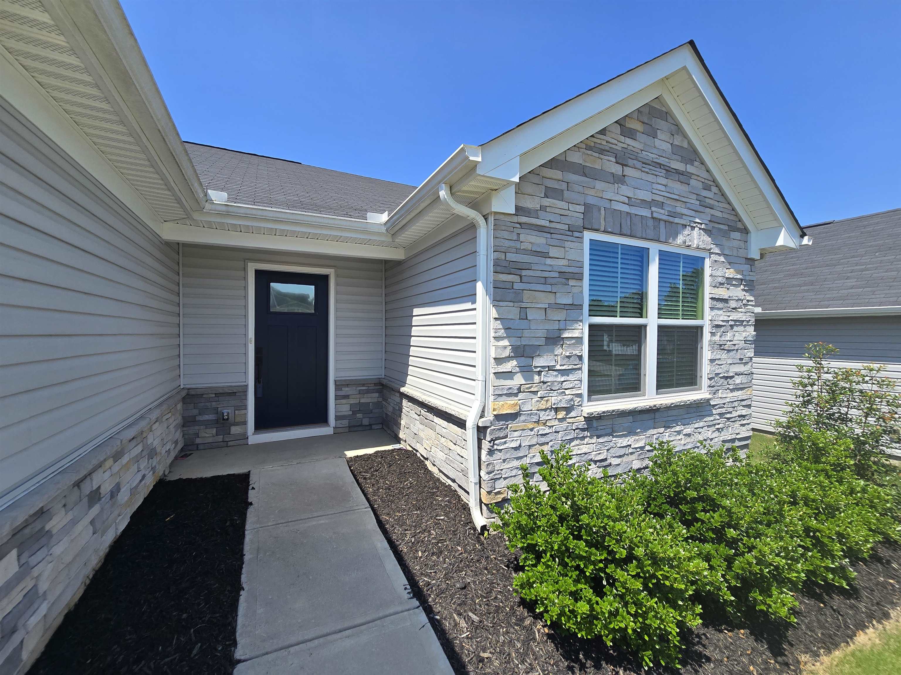 921 Blue Willow Court Property Photo 2
