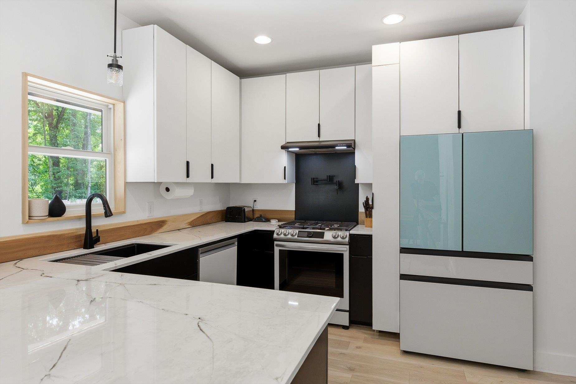 136 Downey Road Property Photo 14
