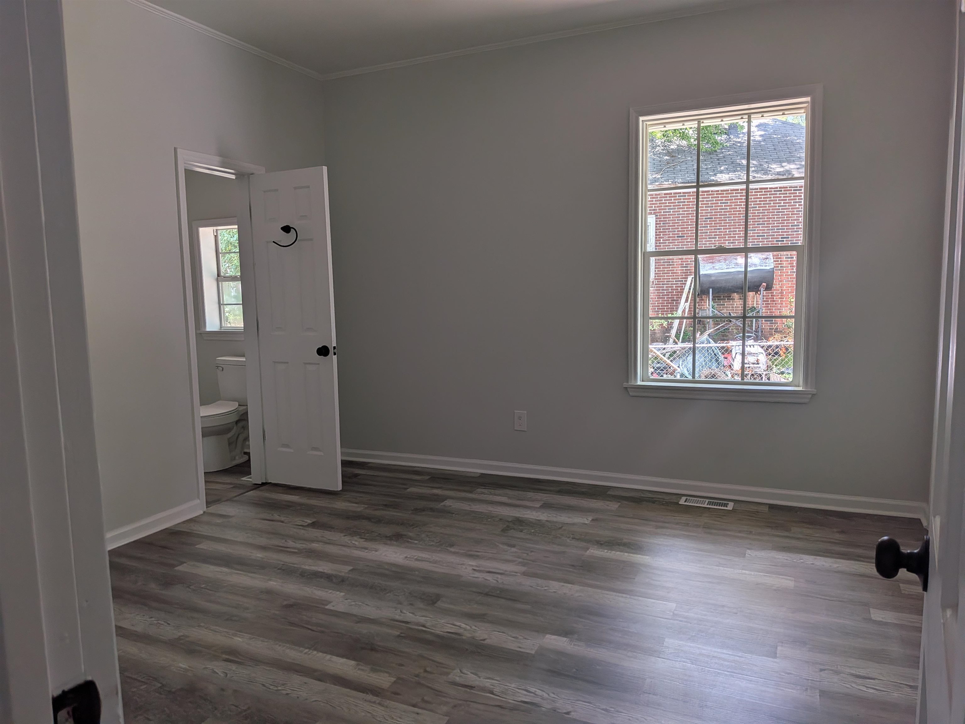 152 Mapletree Lane Property Photo 10