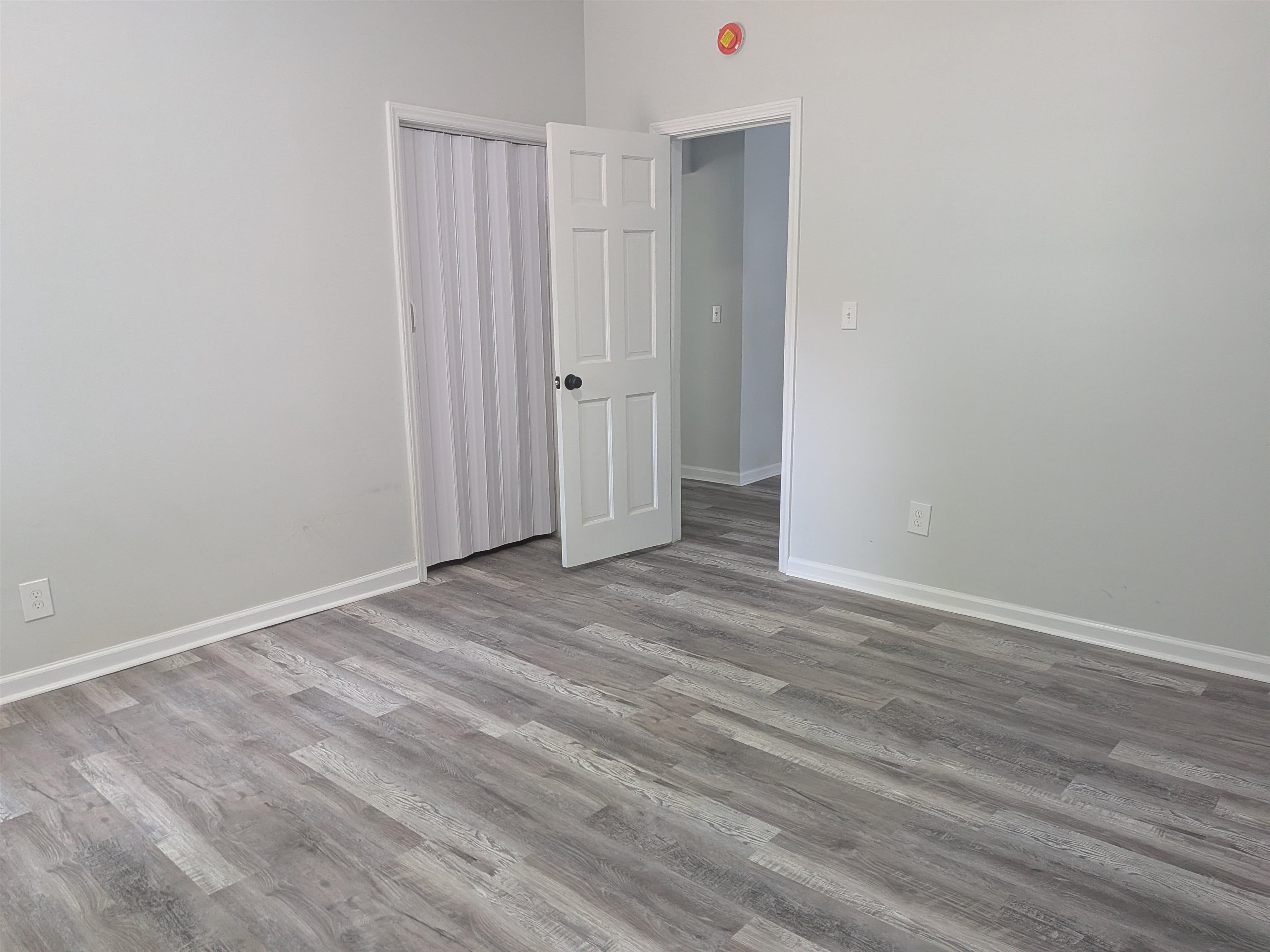 152 Mapletree Lane Property Photo 11