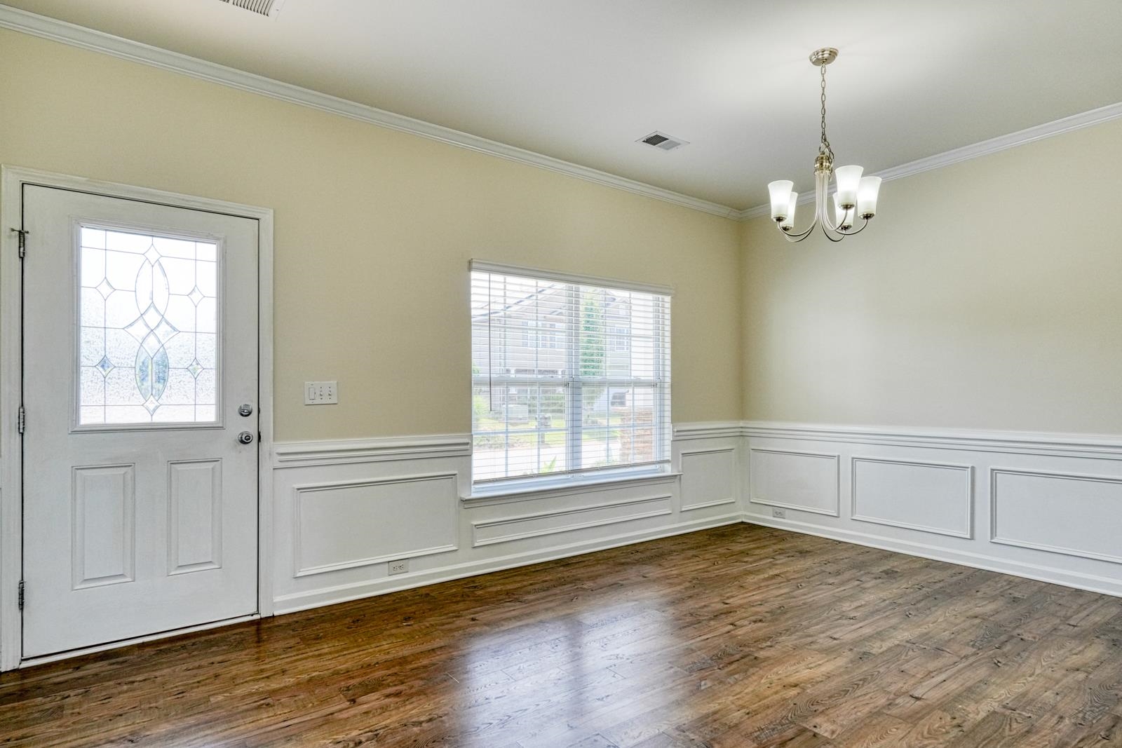 506 Friar Park Lane Property Photo 7