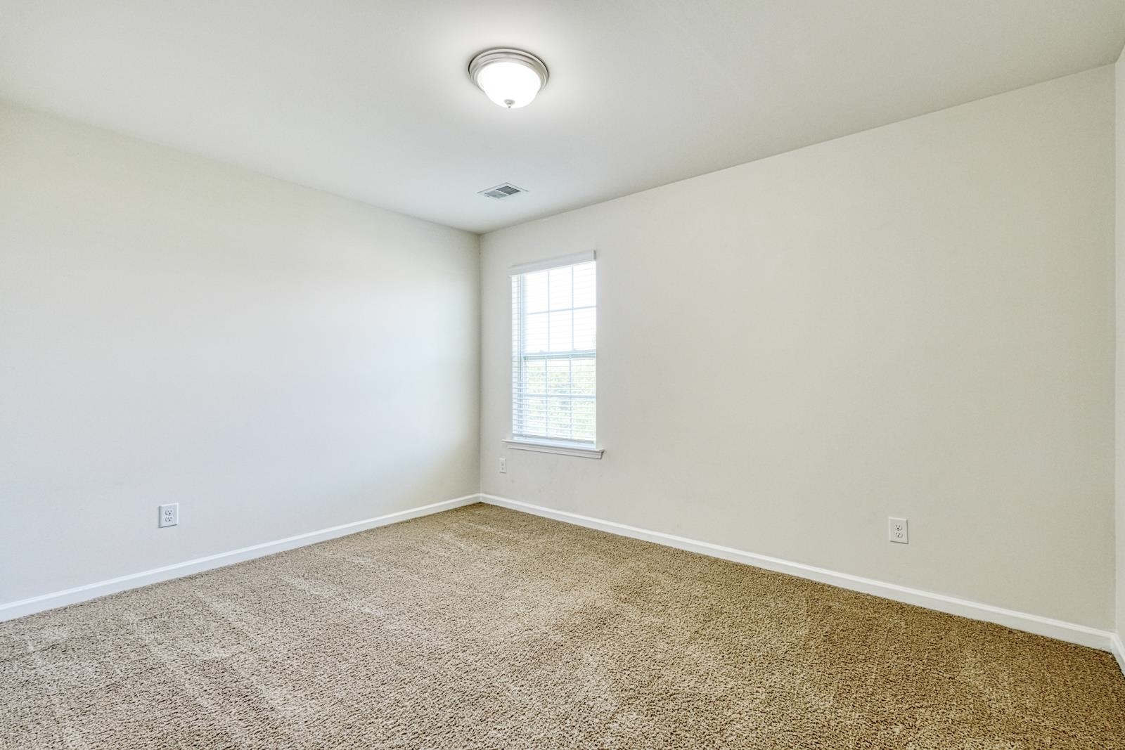 506 Friar Park Lane Property Photo 23