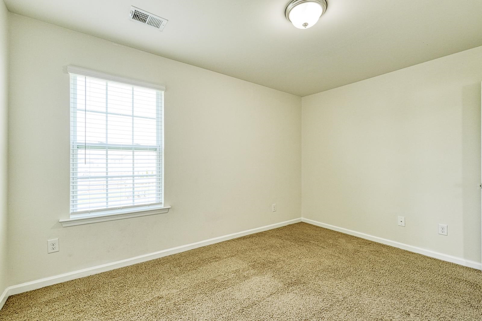 506 Friar Park Lane Property Photo 24