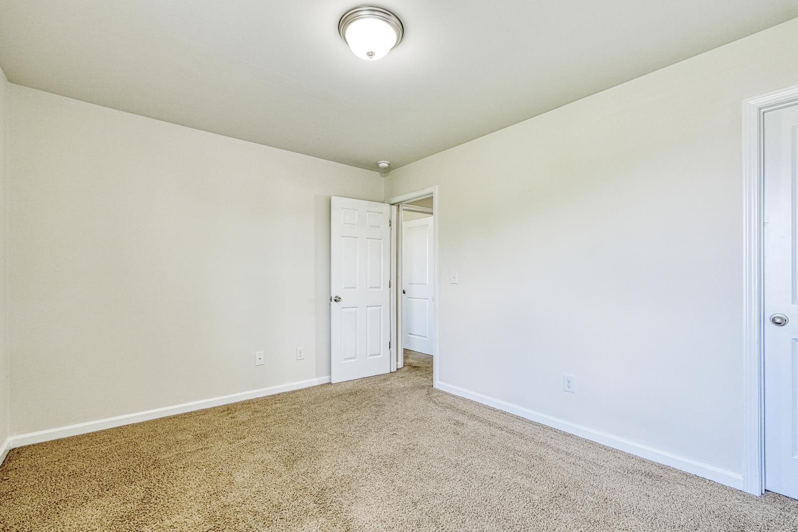 506 Friar Park Lane Property Photo 25