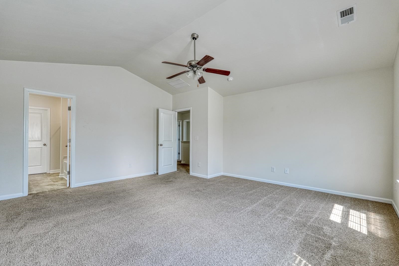 506 Friar Park Lane Property Photo 28