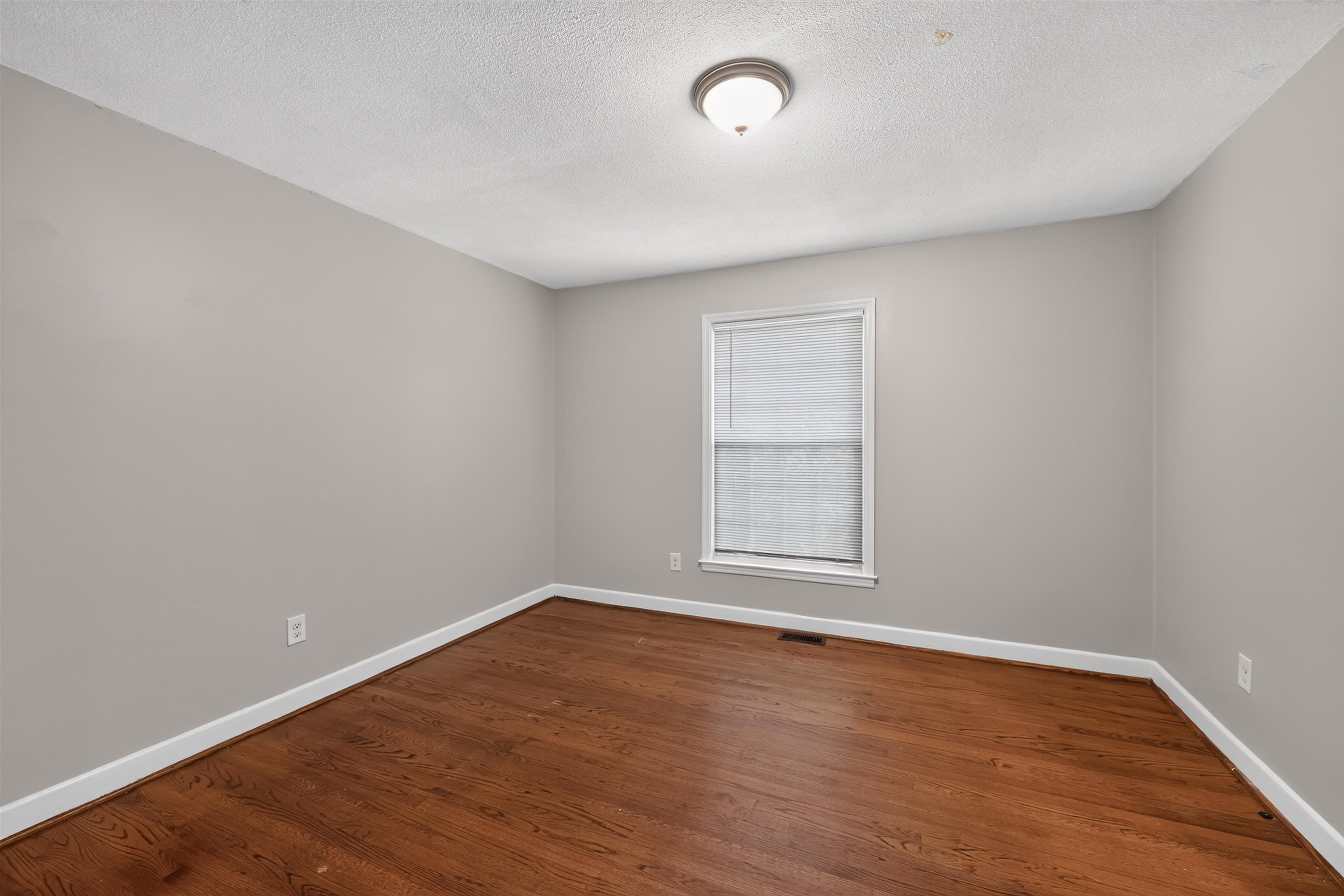 112 Thunderbird Place Property Photo 25