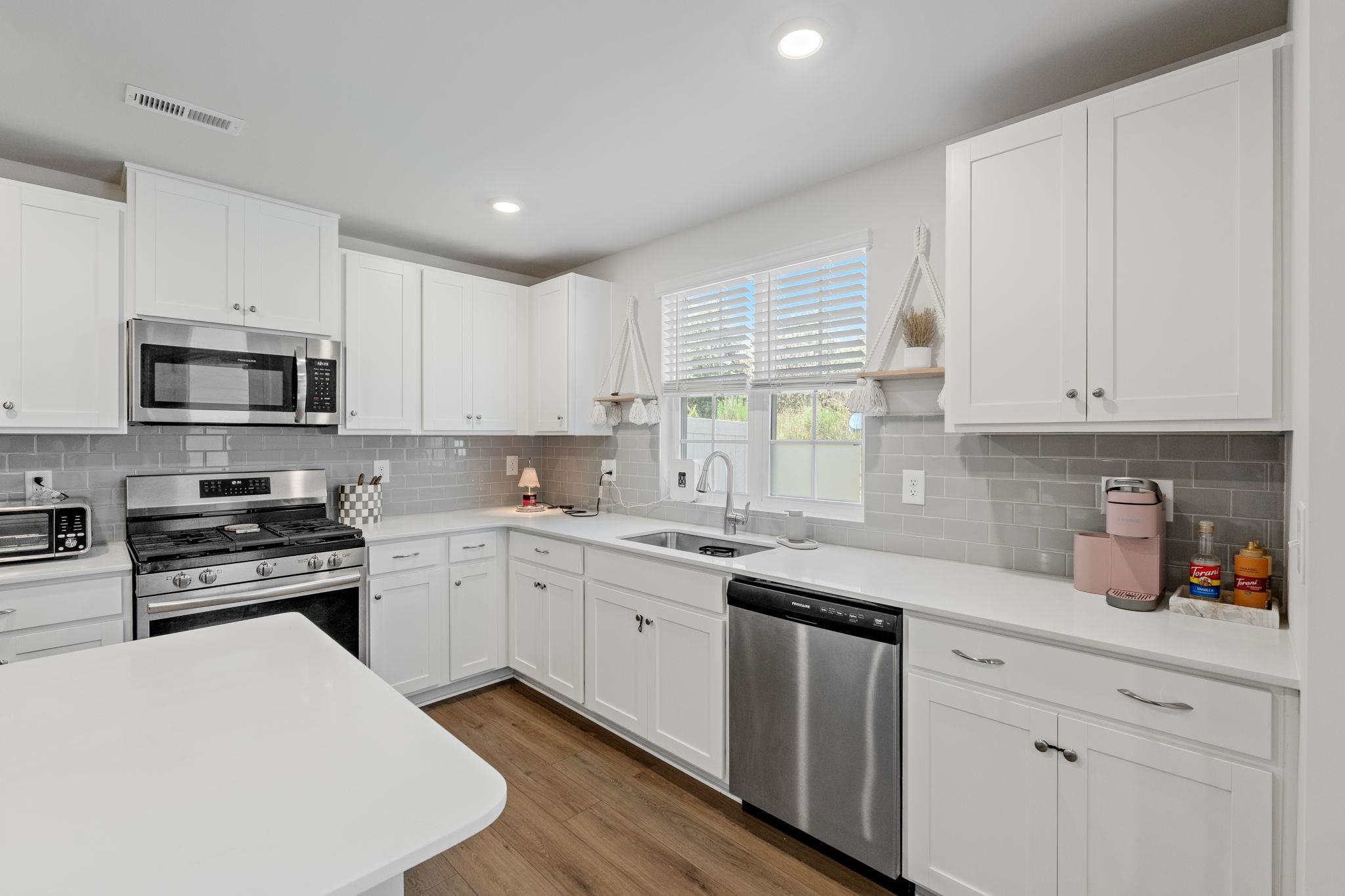 812 Harper Street Property Photo 14