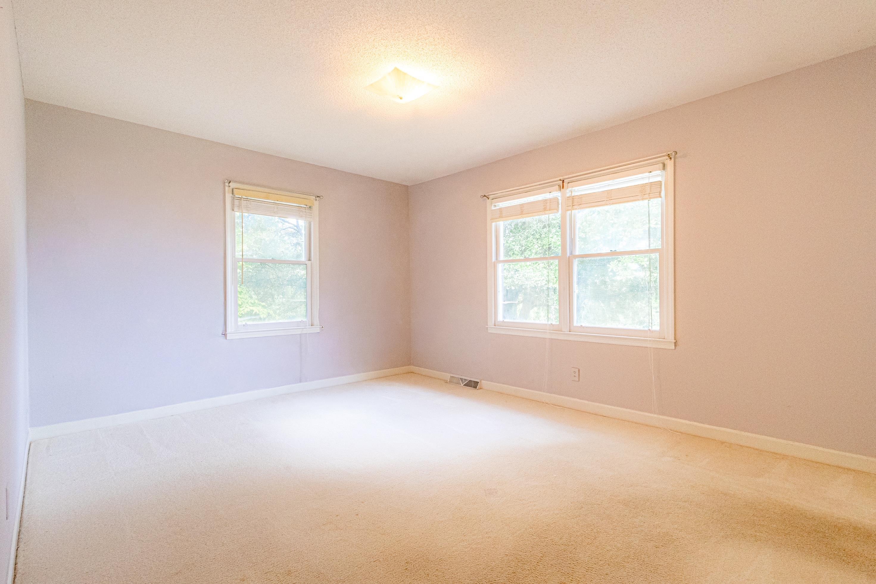 500 W Rutherford Street Property Photo 17