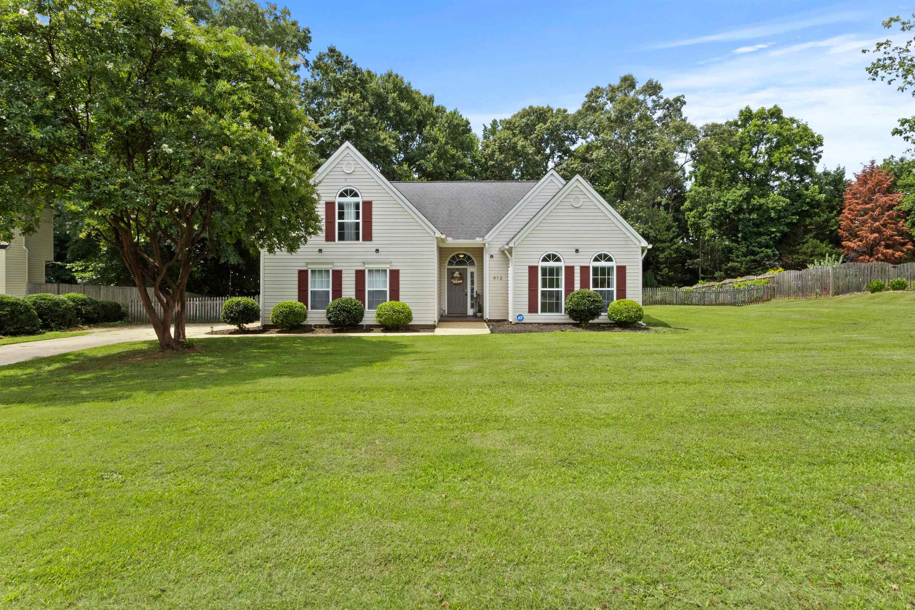 412 Ashley Oaks Drive Property Photo 1