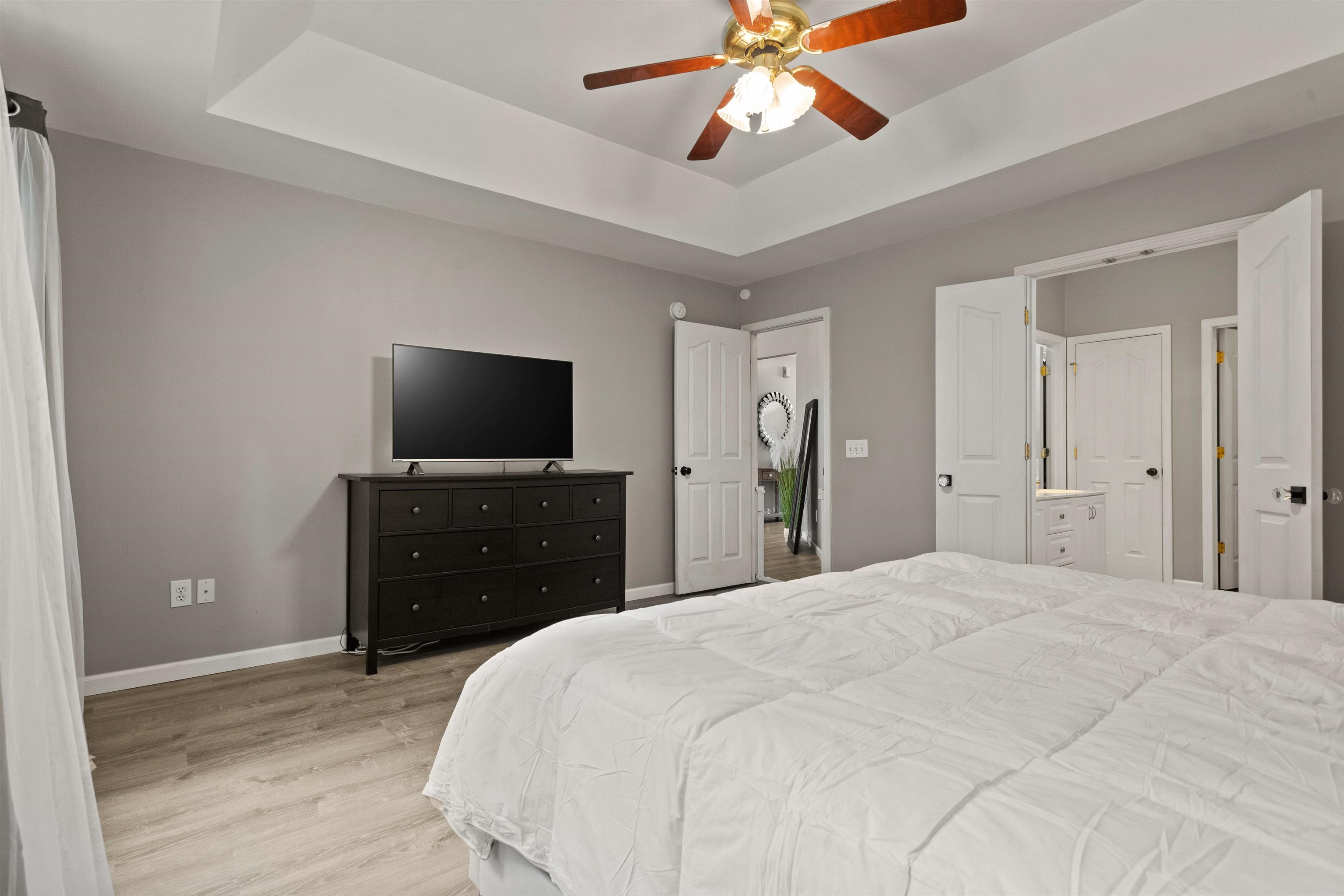 412 Ashley Oaks Drive Property Photo 18