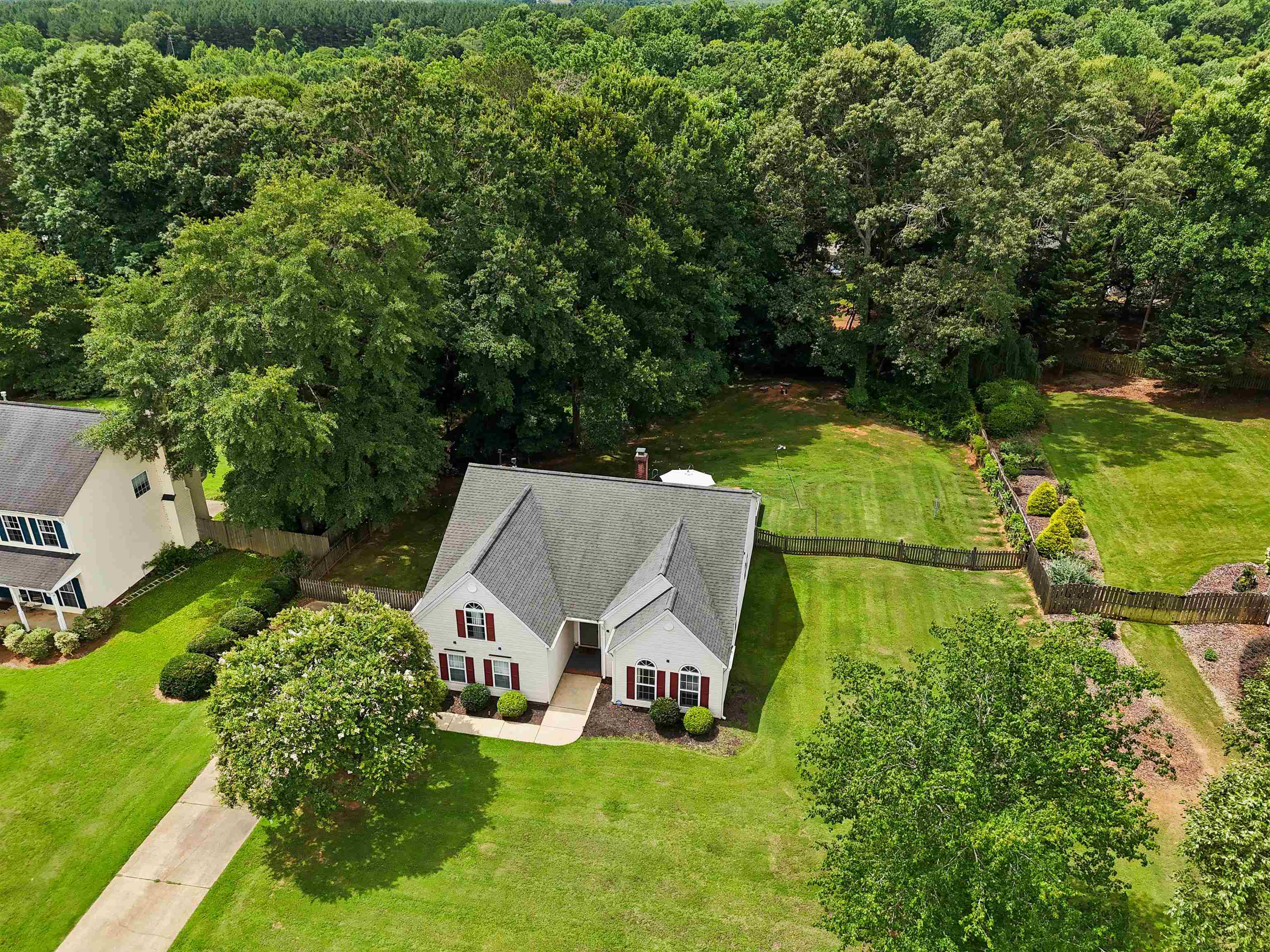 412 Ashley Oaks Drive Property Photo 41