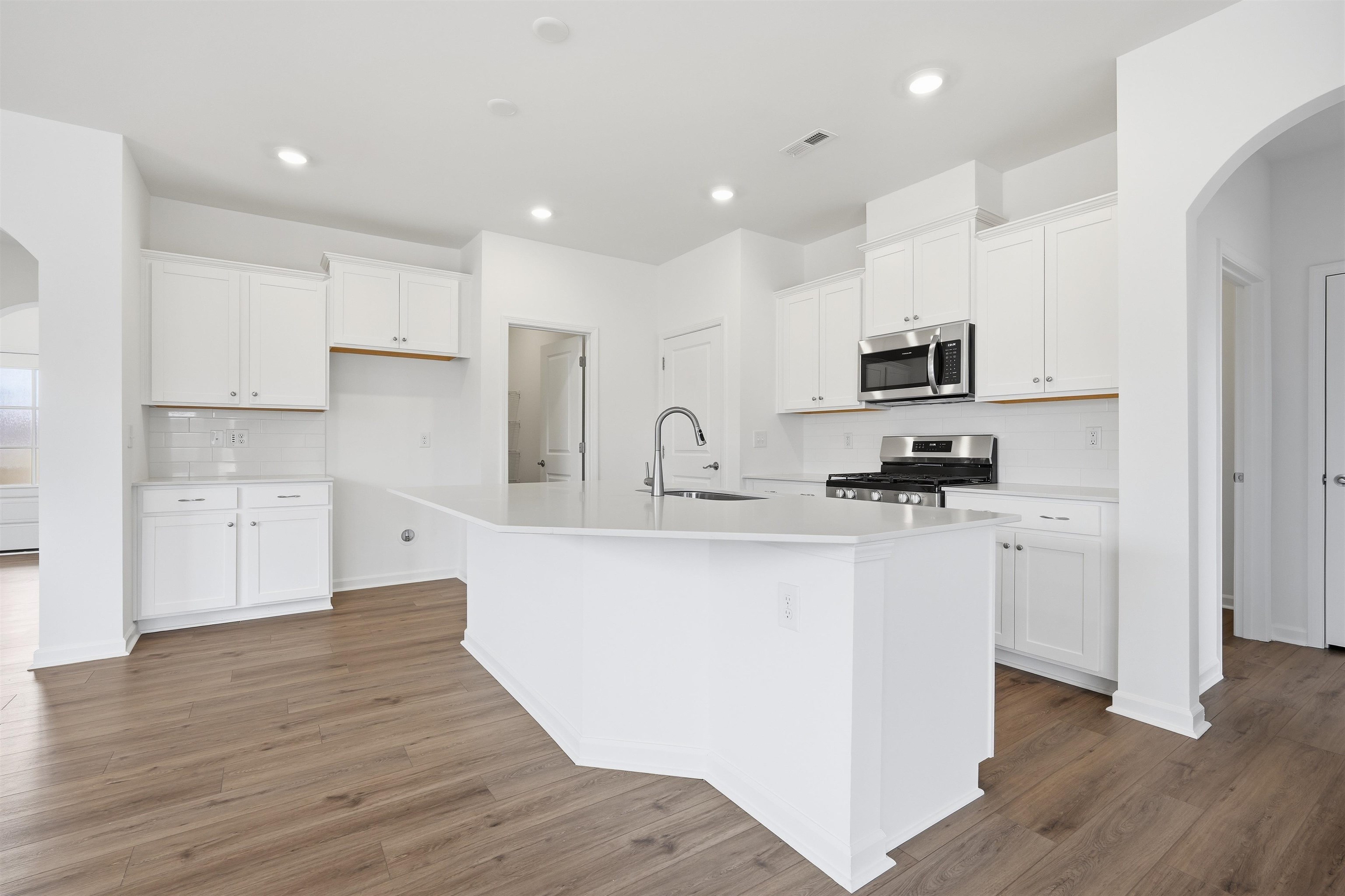 504 Adhurst Drive Property Photo 13