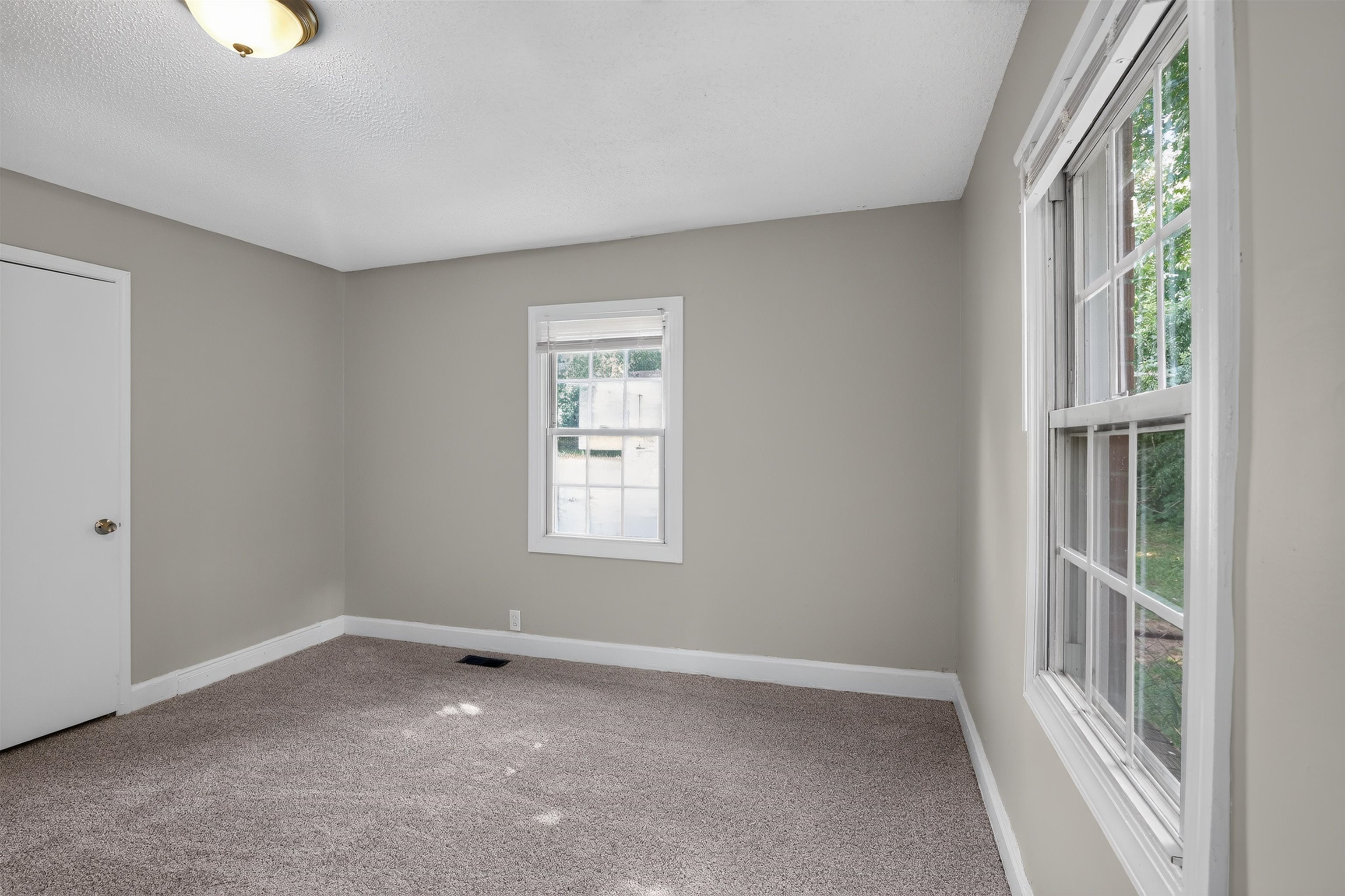53 Templewood Drive Property Photo 11