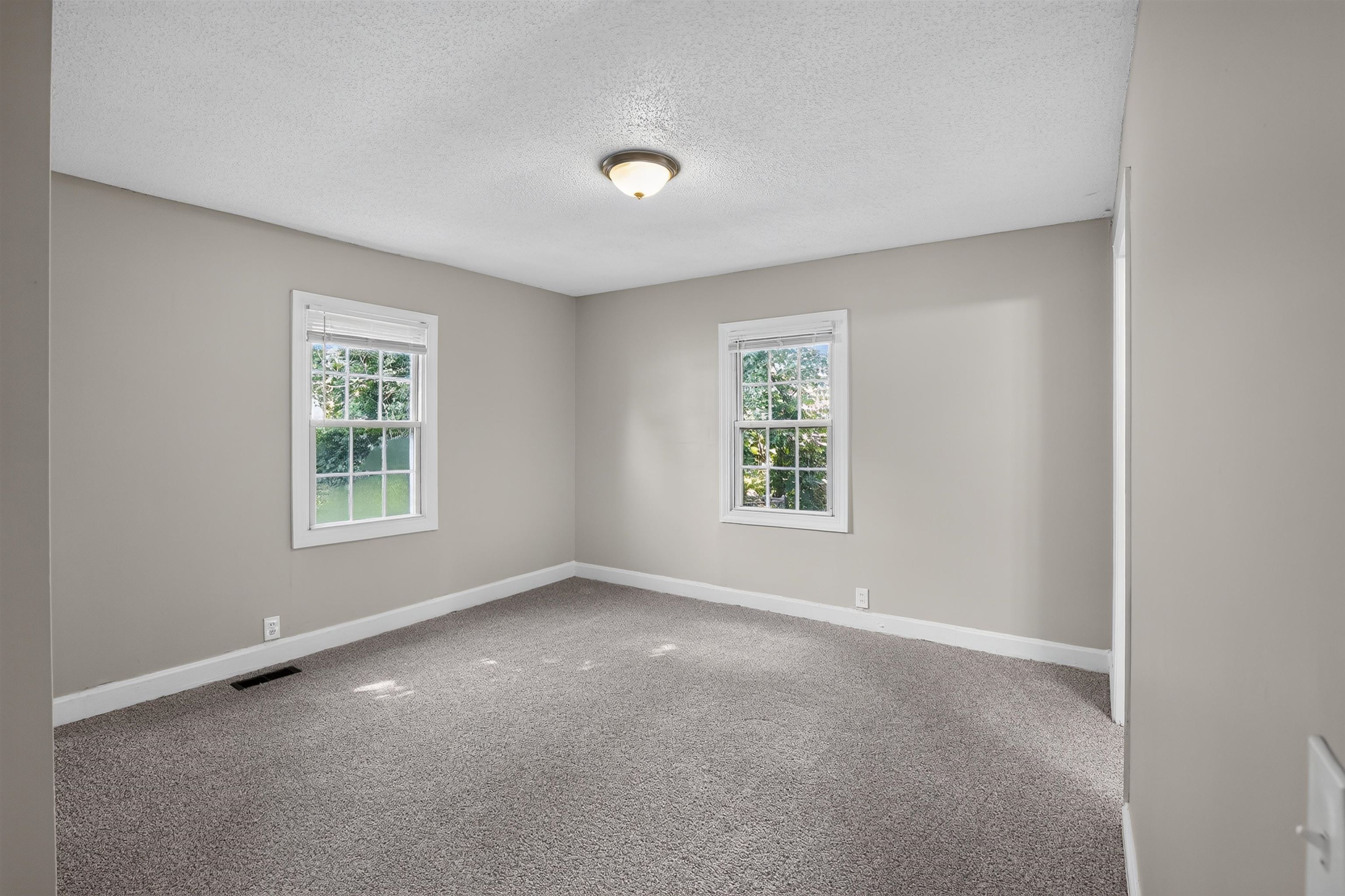 53 Templewood Drive Property Photo 18
