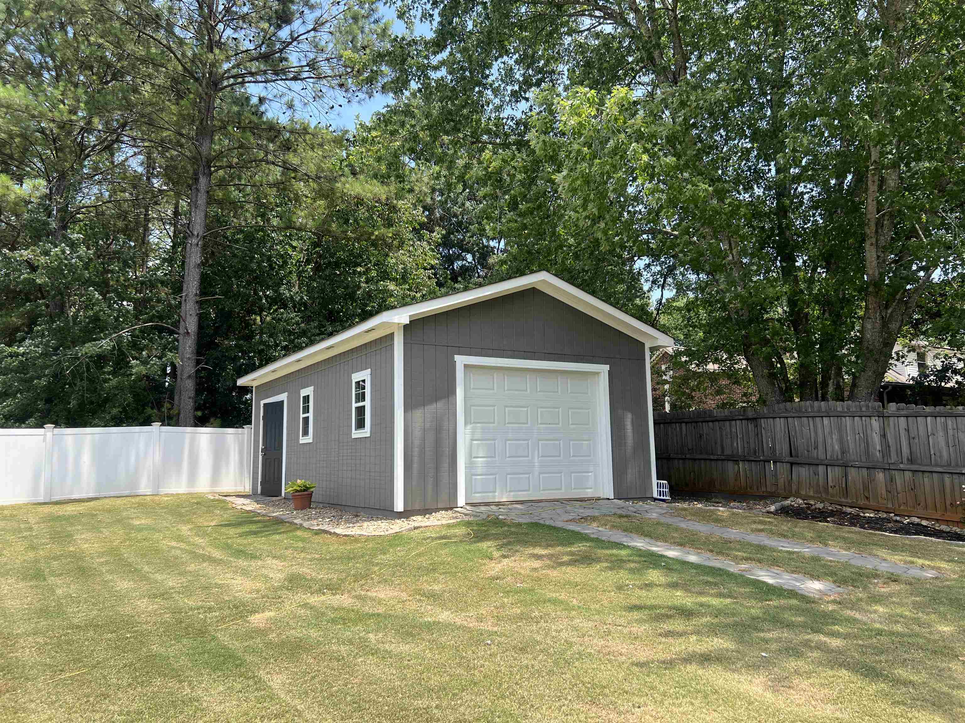 111 Barbara Ave Property Photo 44