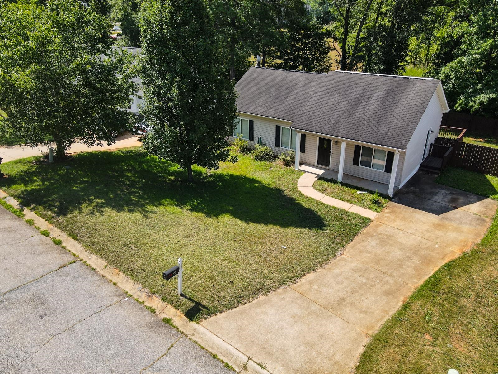 137 Caroway Court Property Photo 5