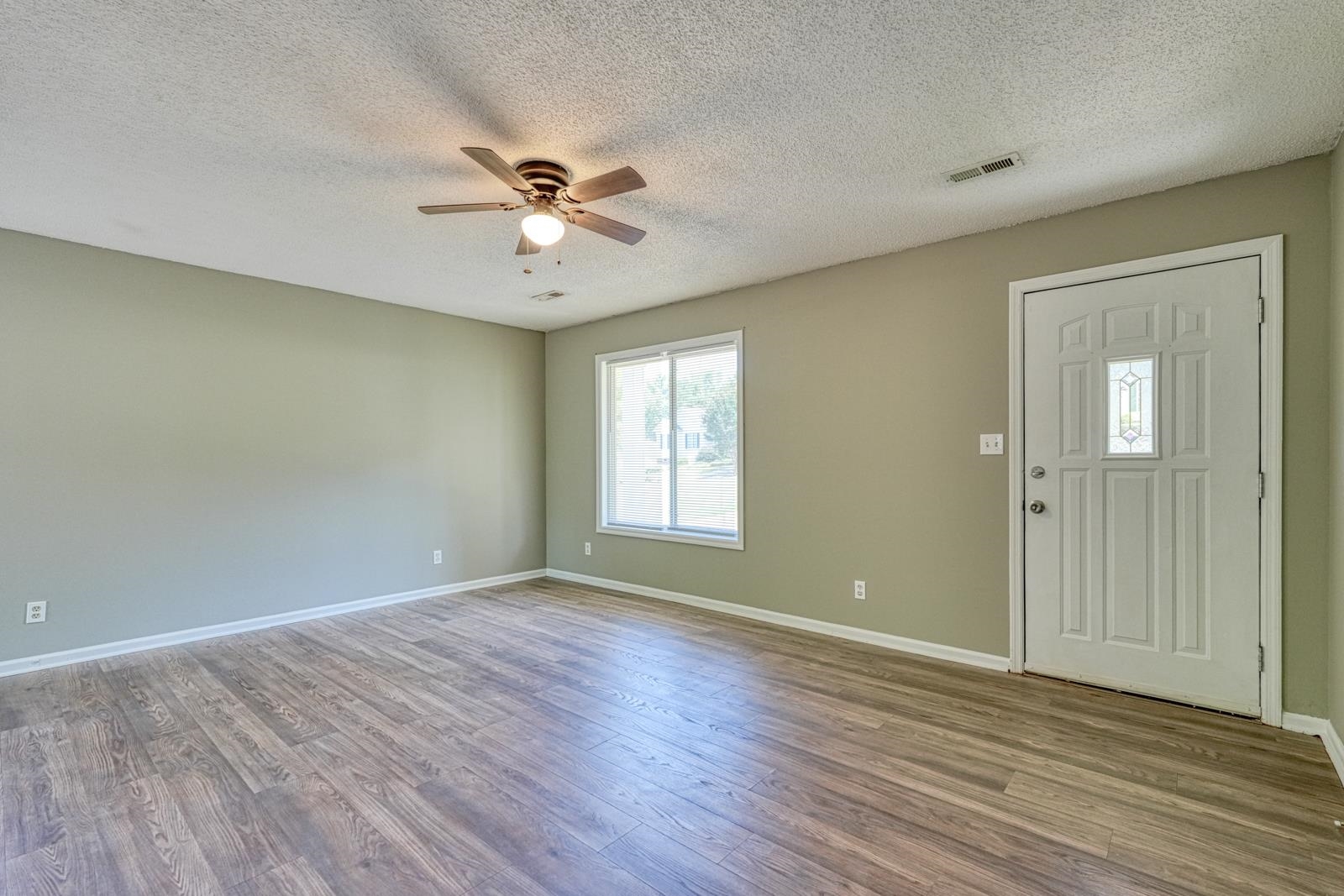 137 Caroway Court Property Photo 8