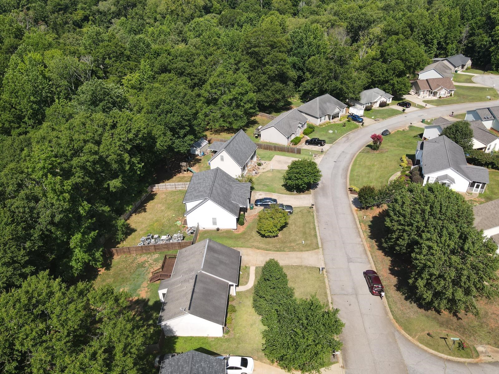 137 Caroway Court Property Photo 35