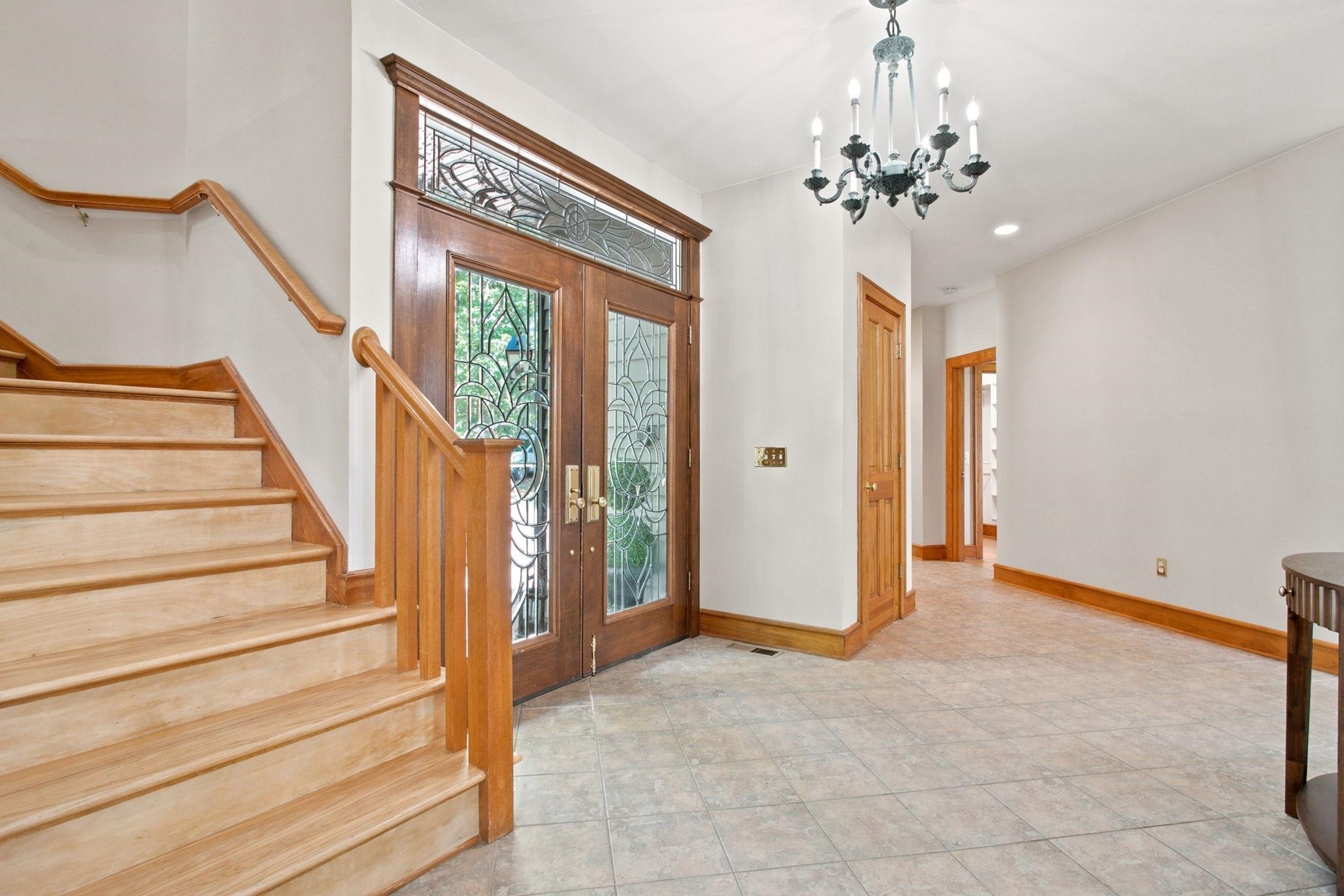 233 Stable Gate Drive Property Photo 11