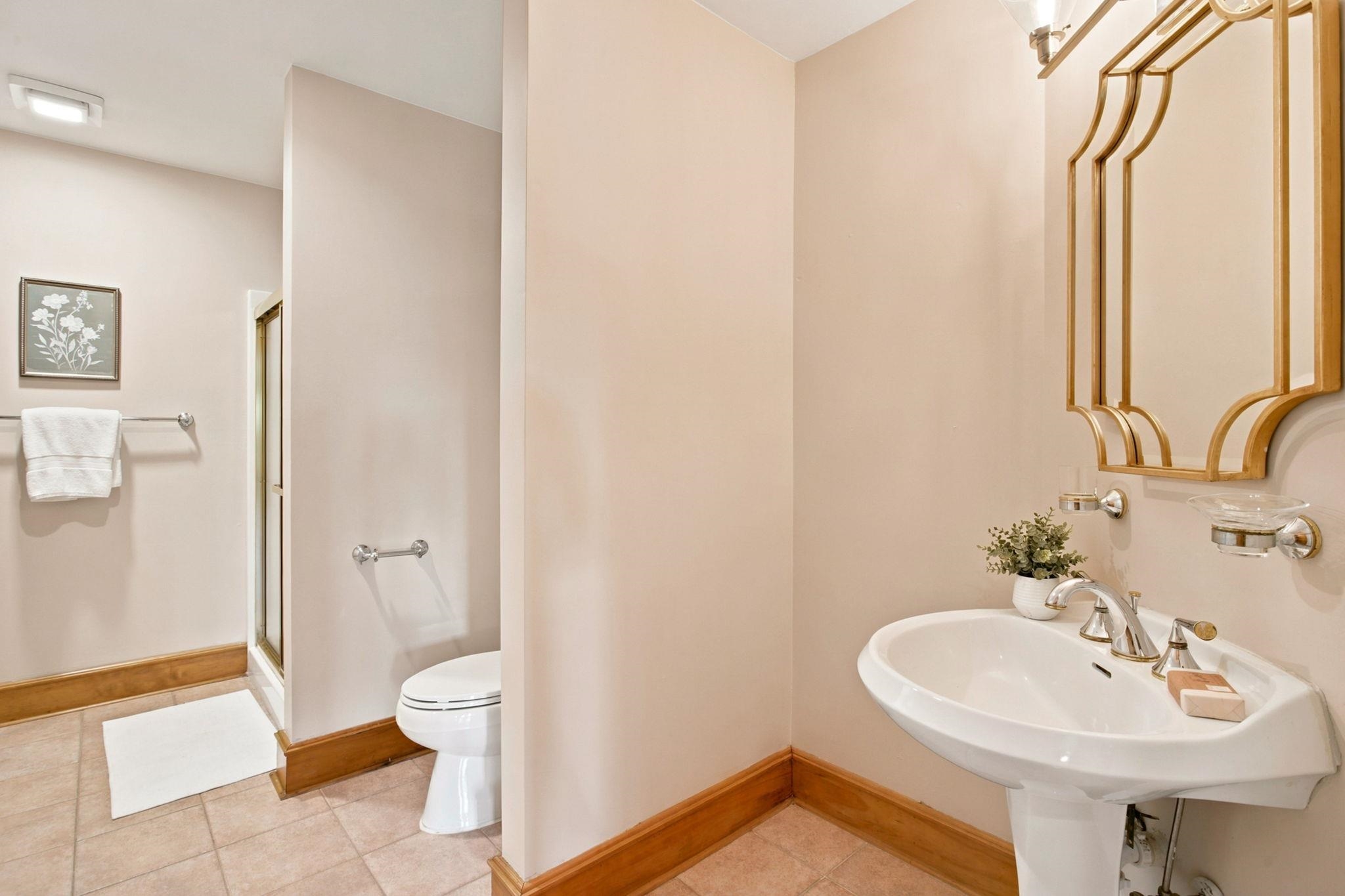 233 Stable Gate Drive Property Photo 39