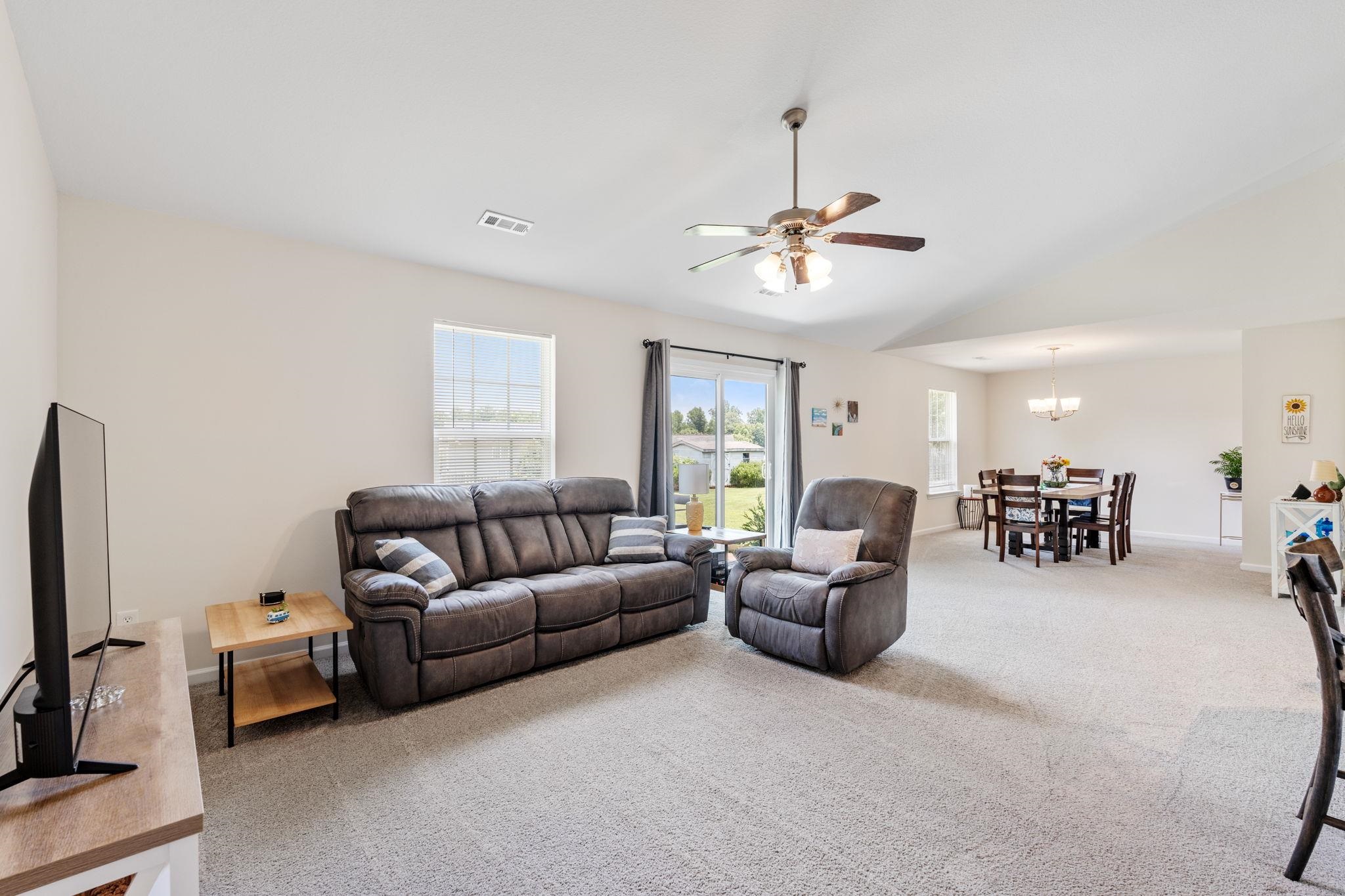 413 Bentridge Drive Property Photo 12