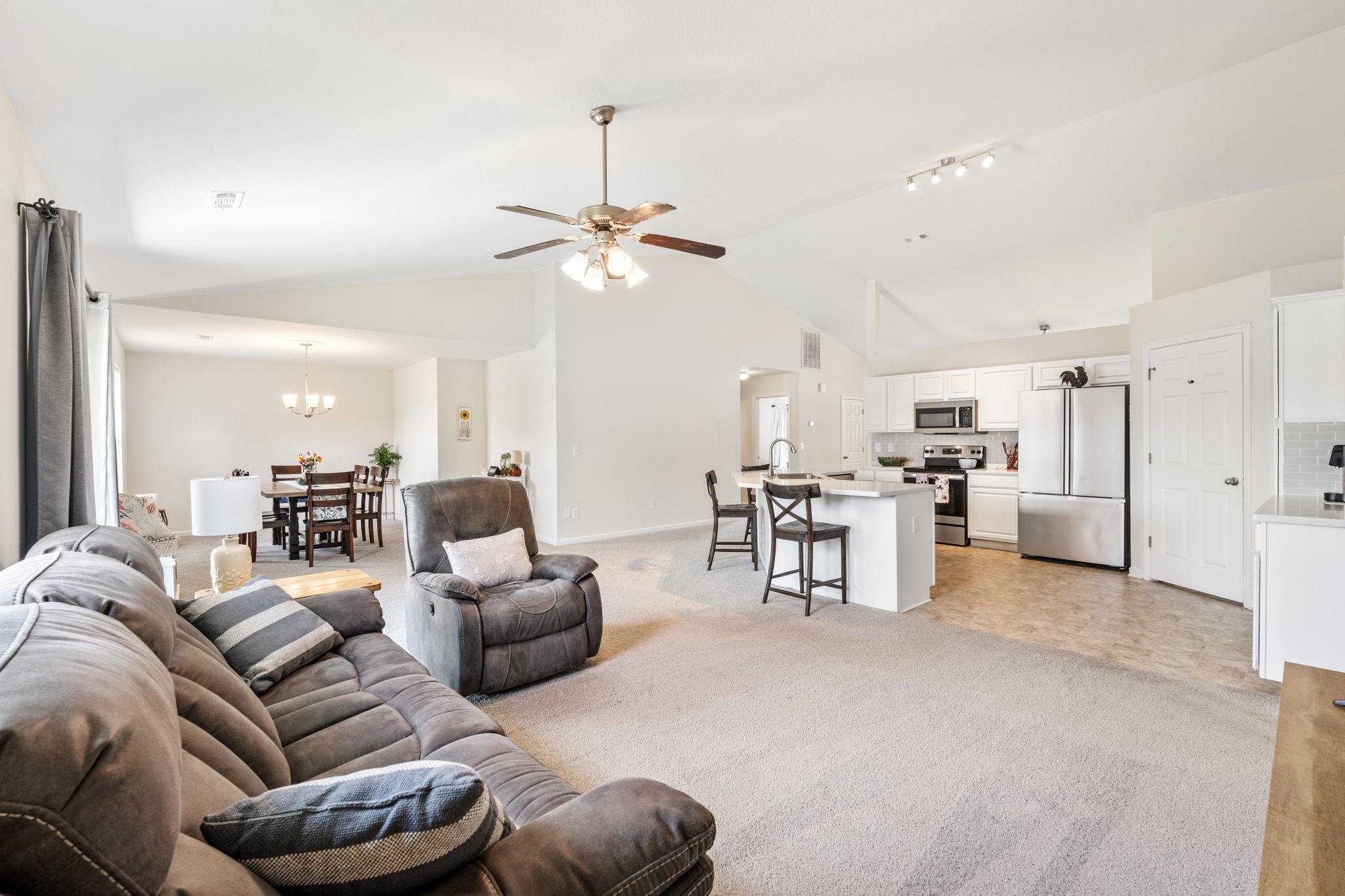 413 Bentridge Drive Property Photo 13