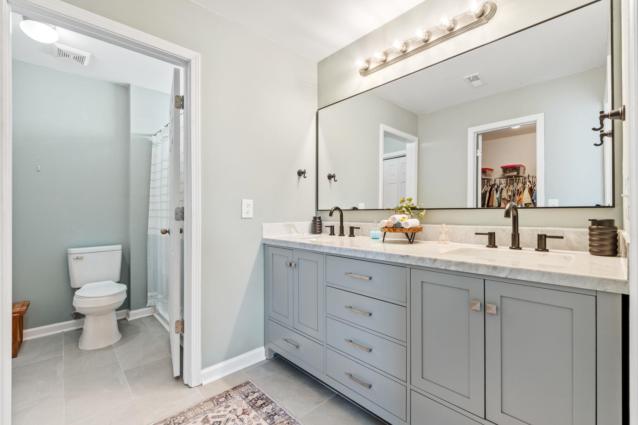 413 Bentridge Drive Property Photo 16