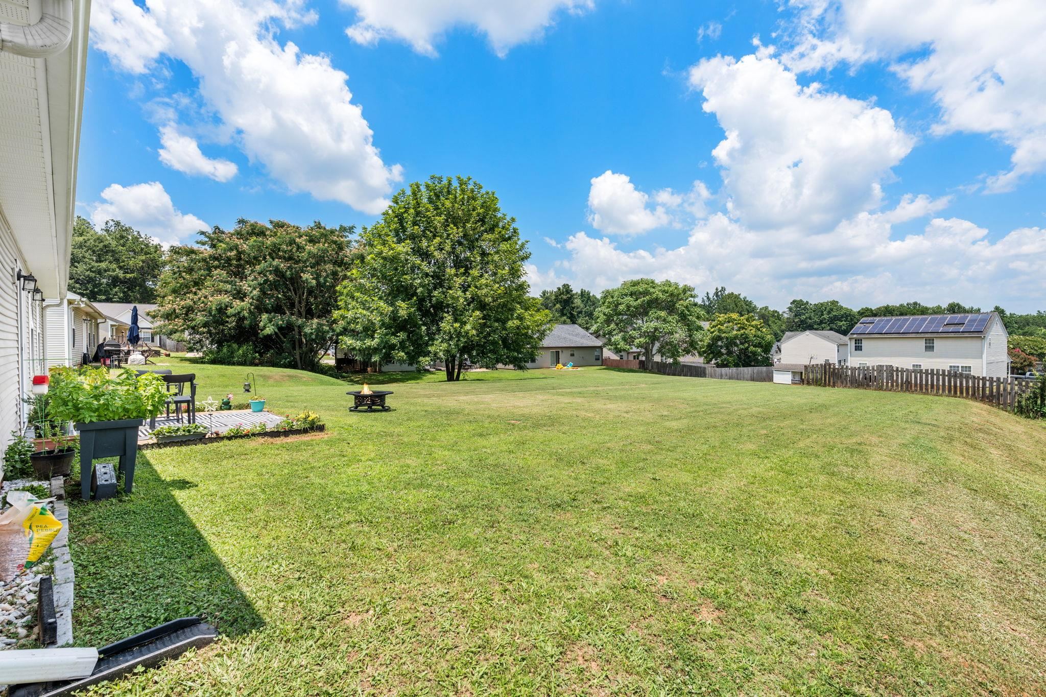 413 Bentridge Drive Property Photo 23
