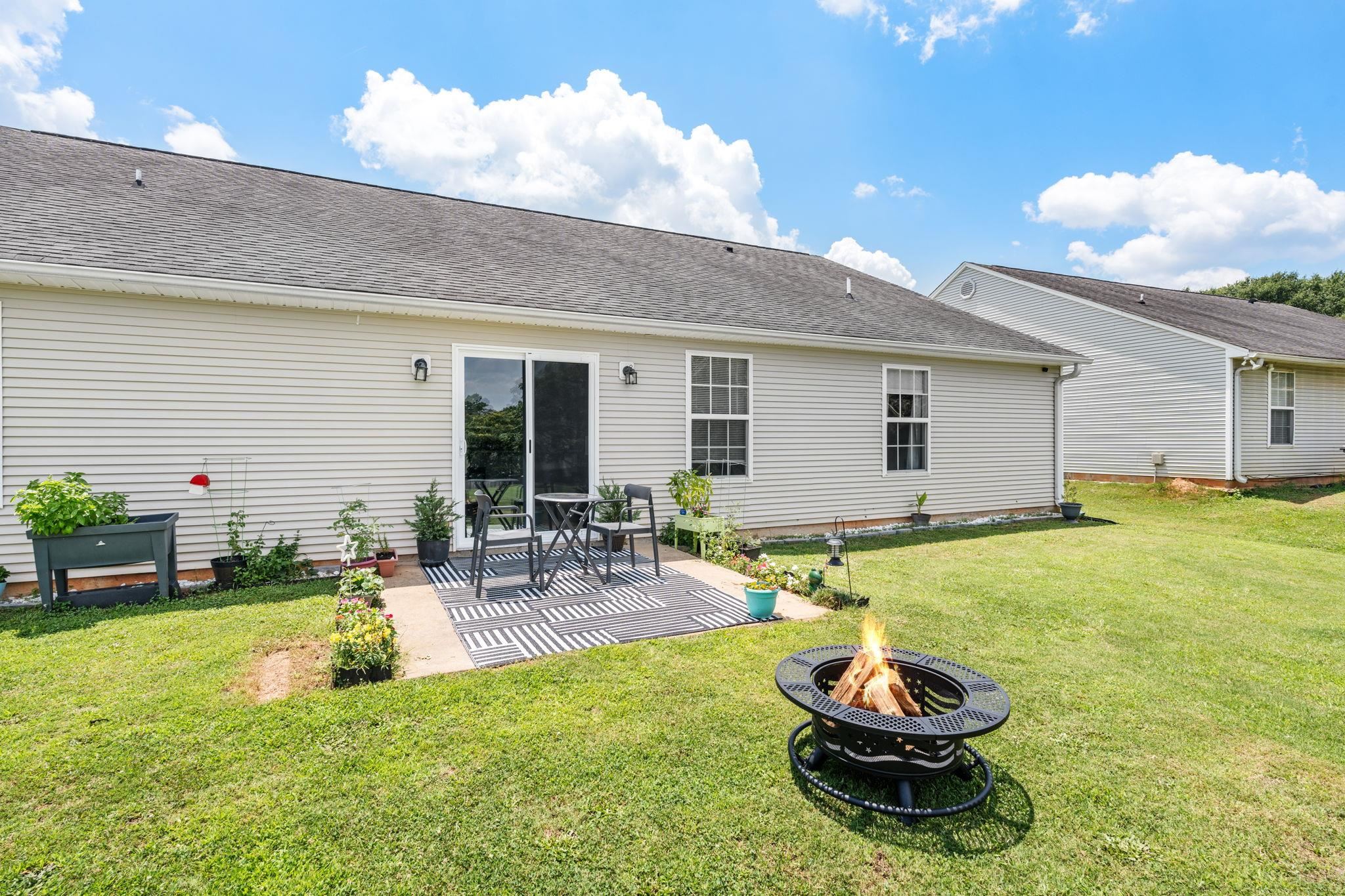 413 Bentridge Drive Property Photo 25