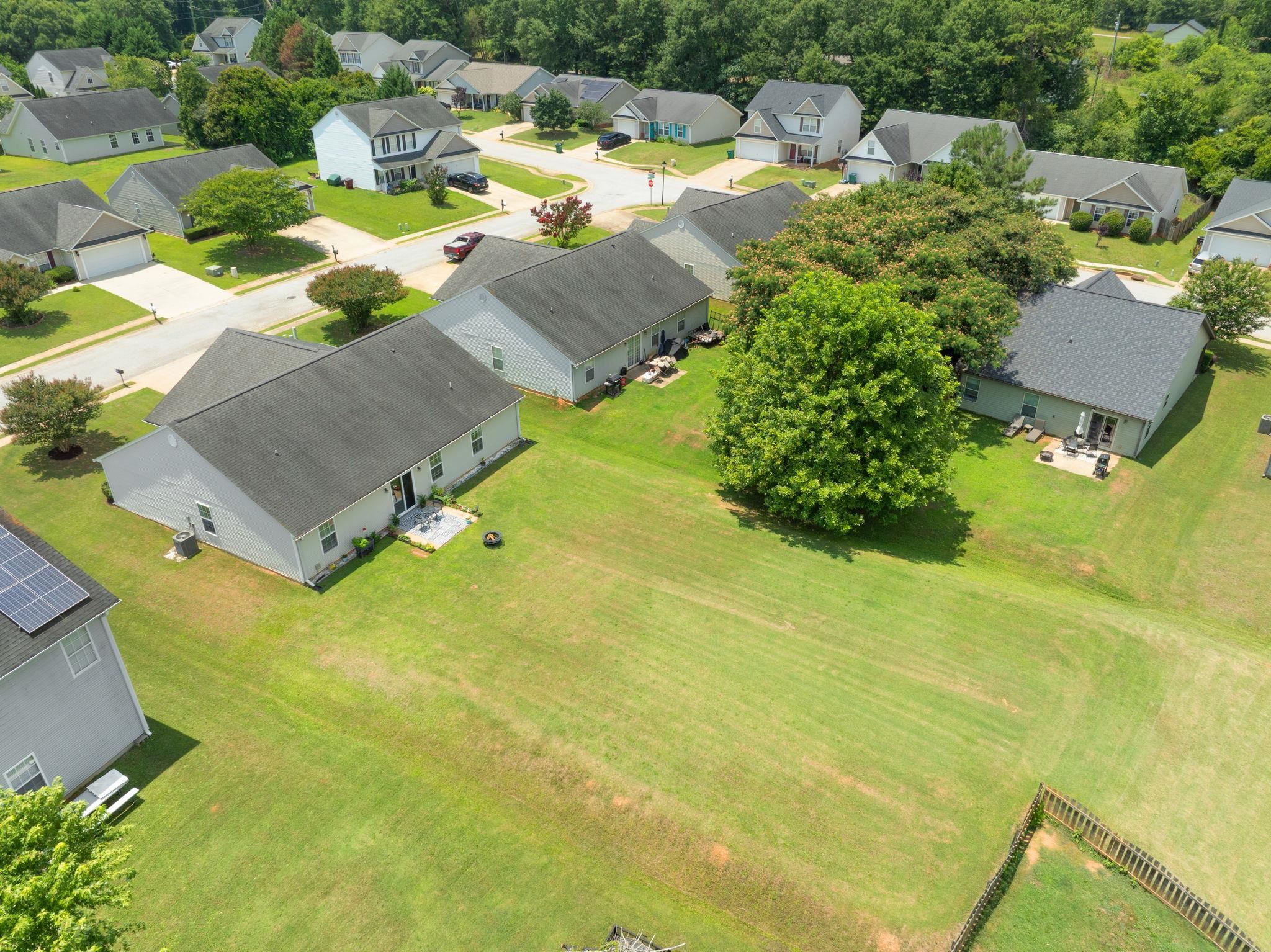 413 Bentridge Drive Property Photo 27