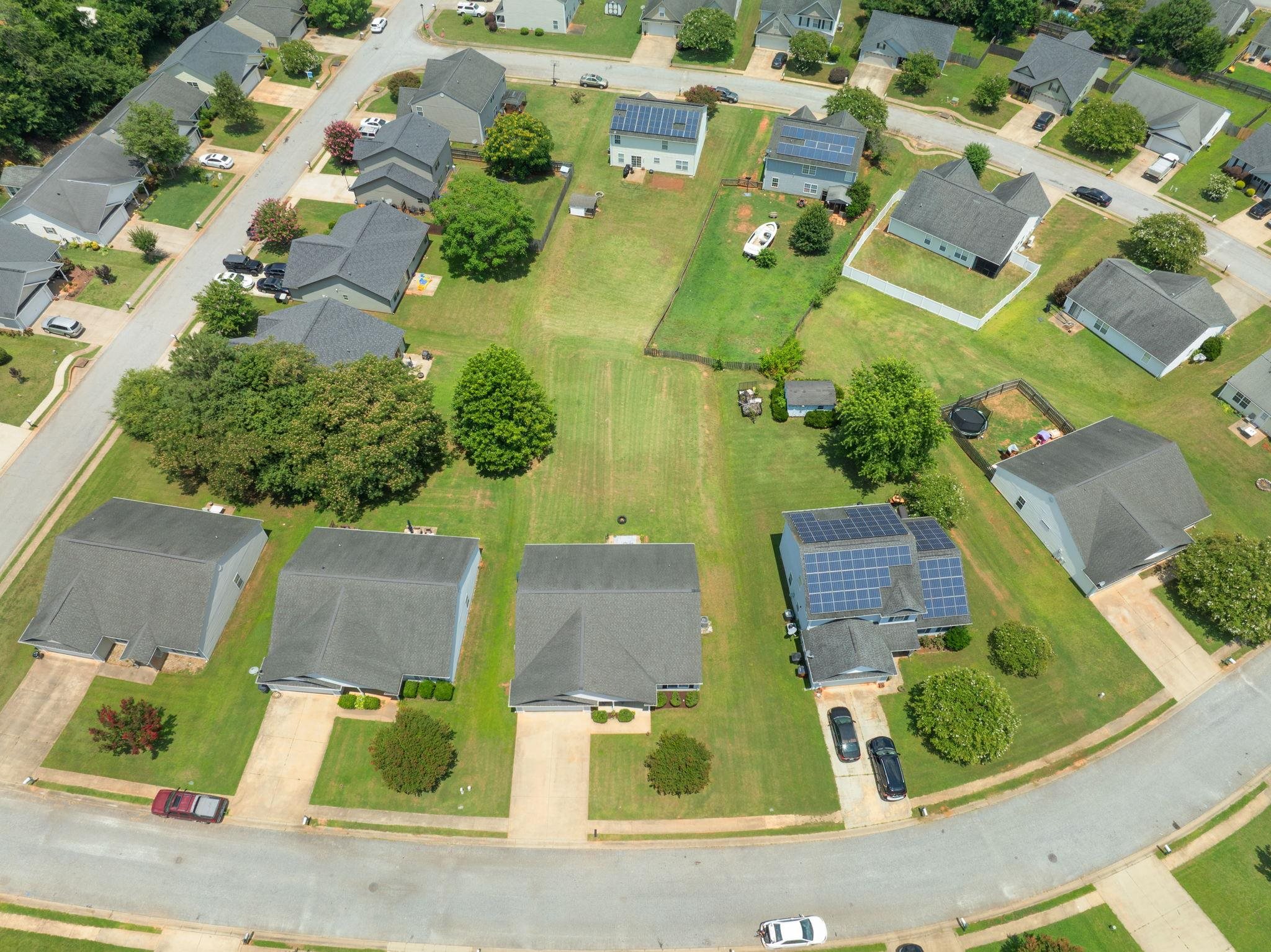 413 Bentridge Drive Property Photo 28
