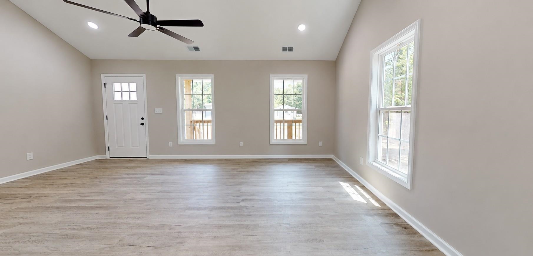 8 Wray Street Property Photo 3