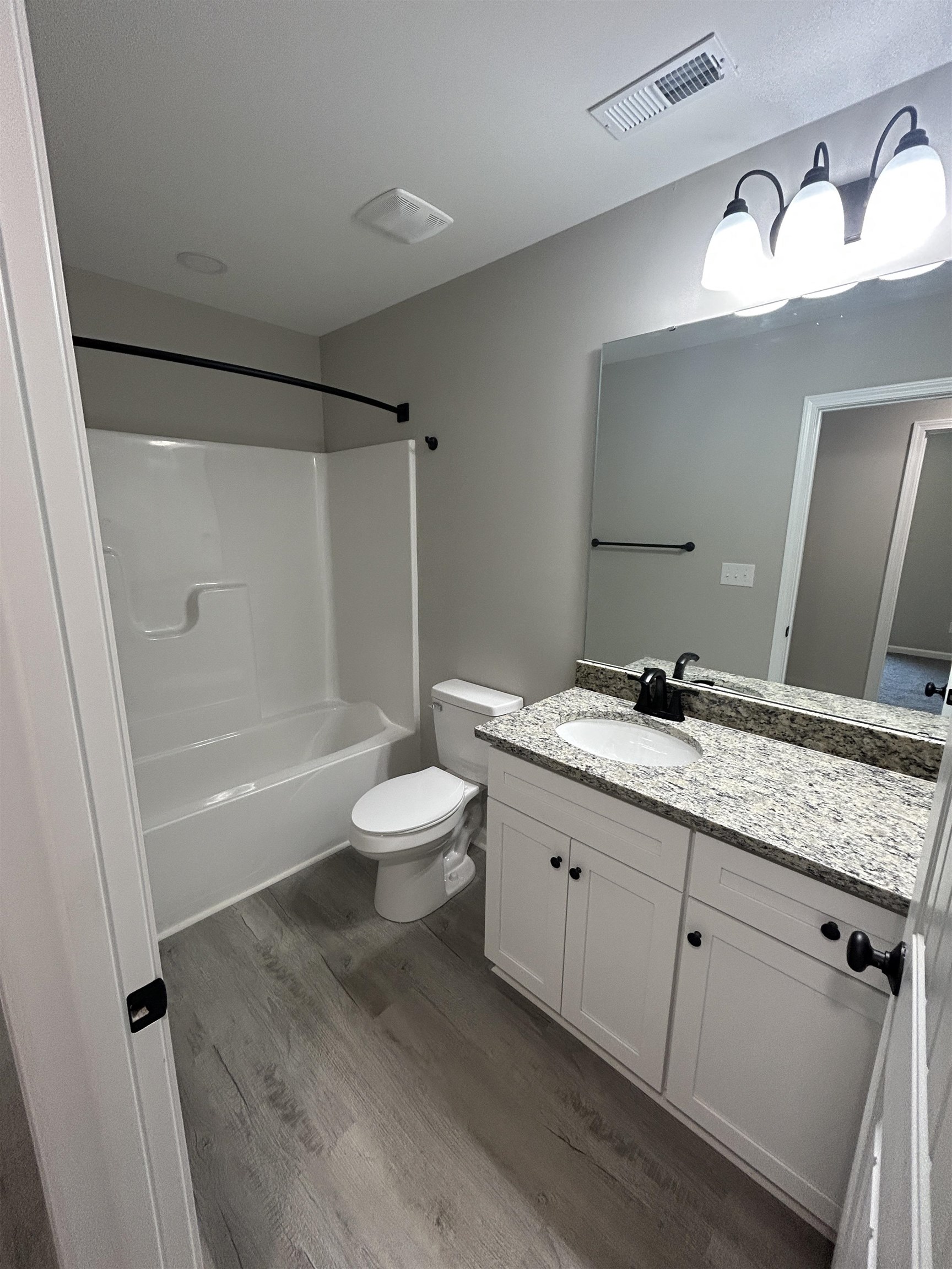 8 Wray Street Property Photo 13