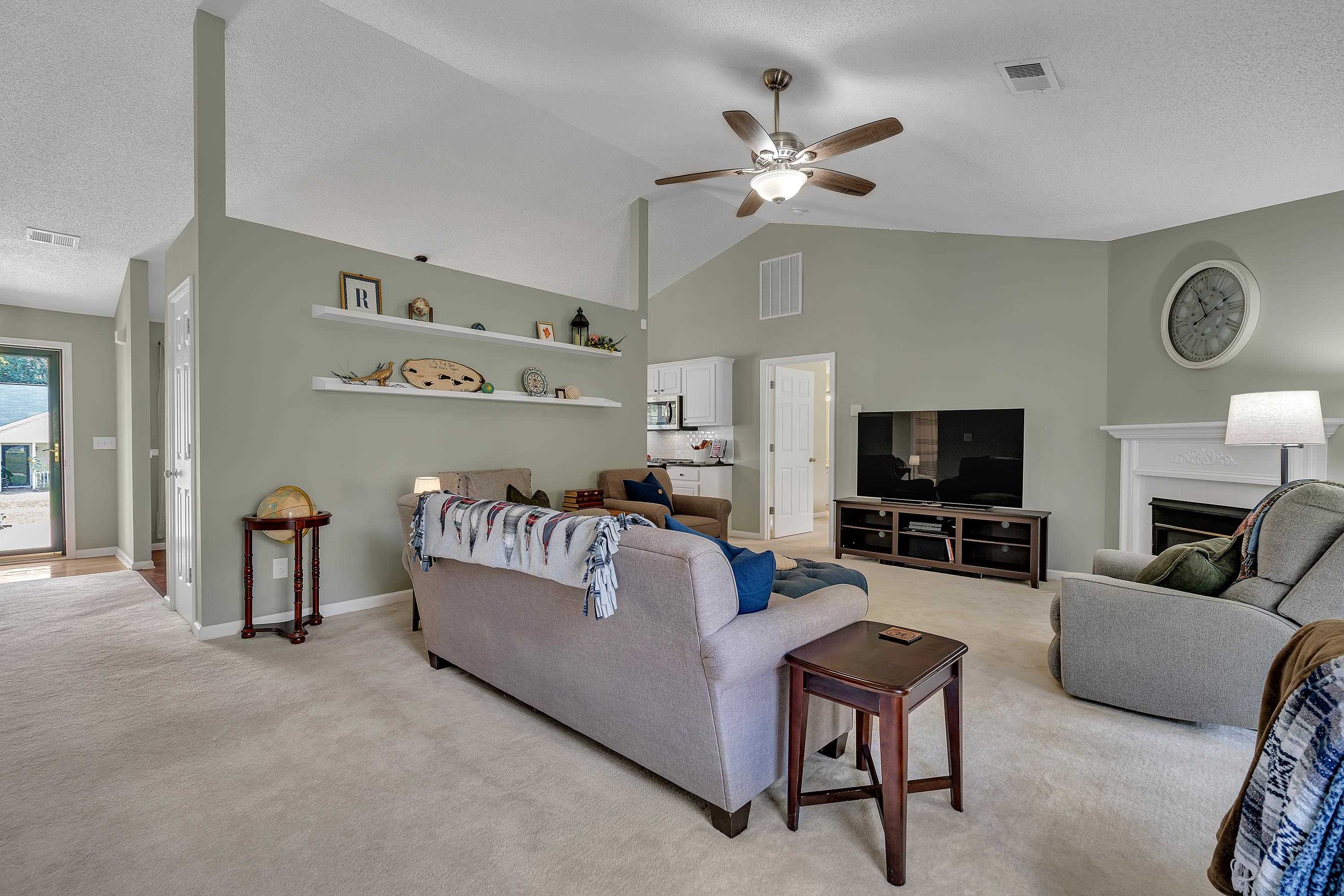 409 Longspur Court Property Photo 6