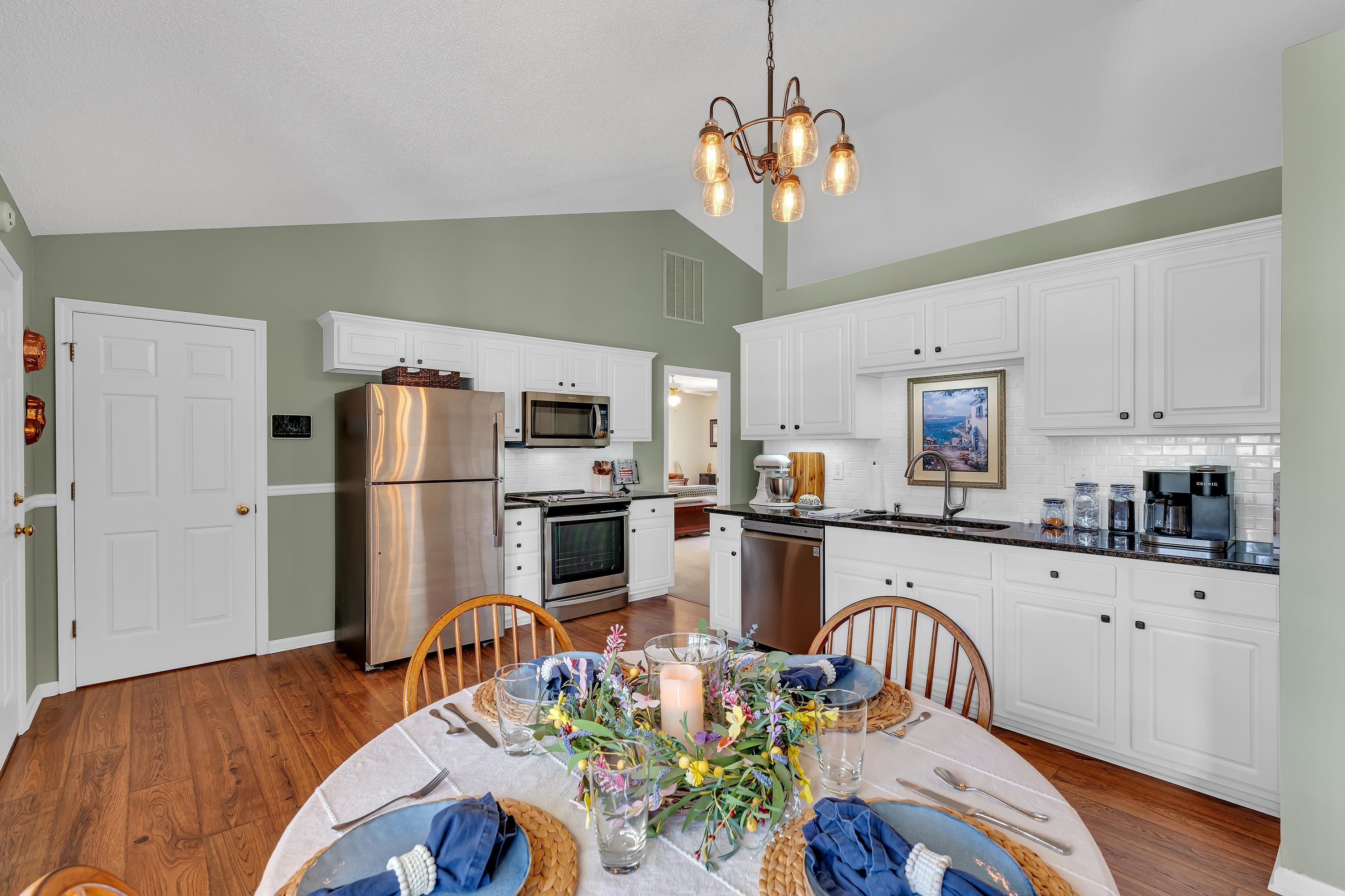 409 Longspur Court Property Photo 8