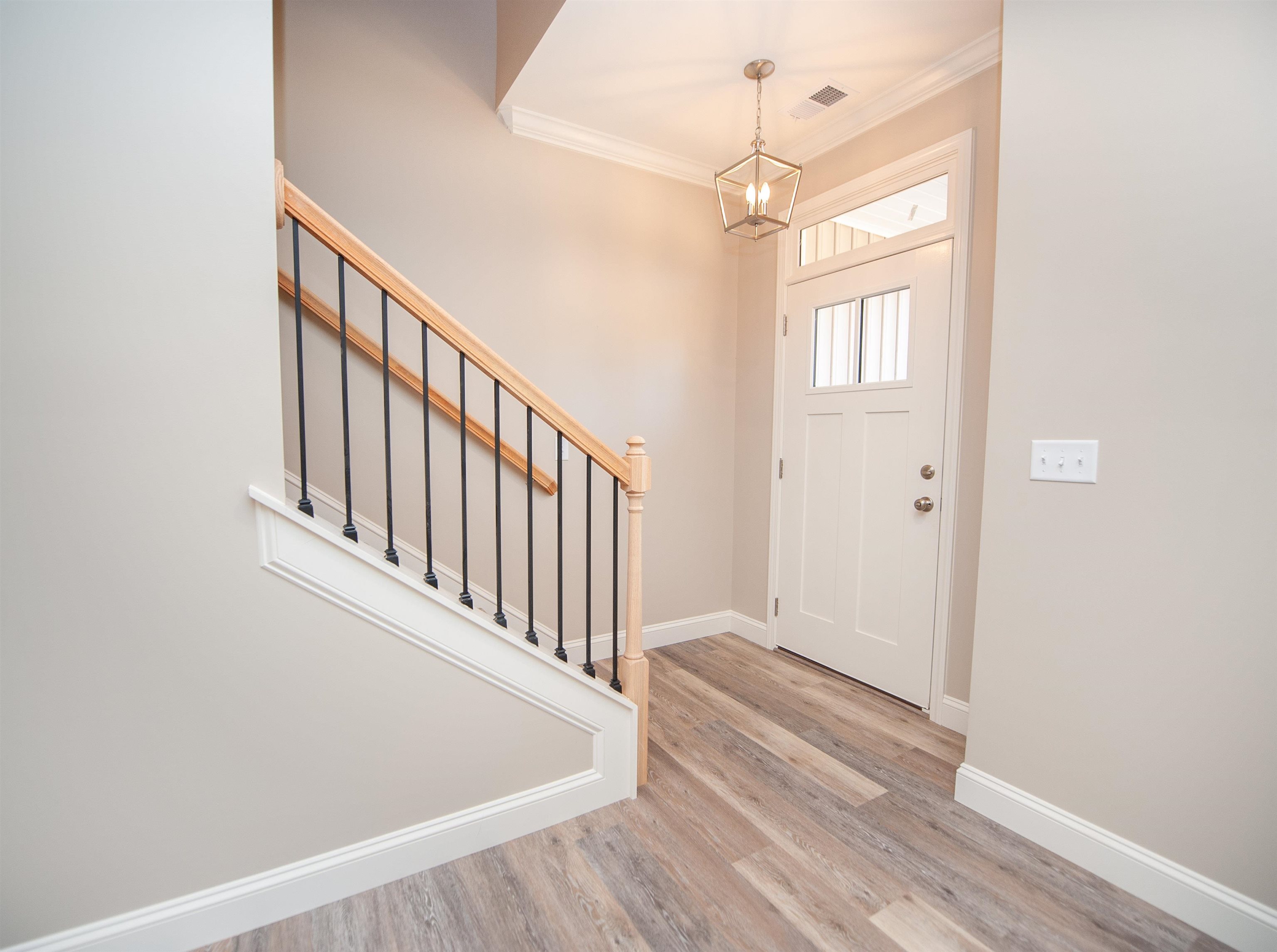 220 Water Mill Road Property Photo 2