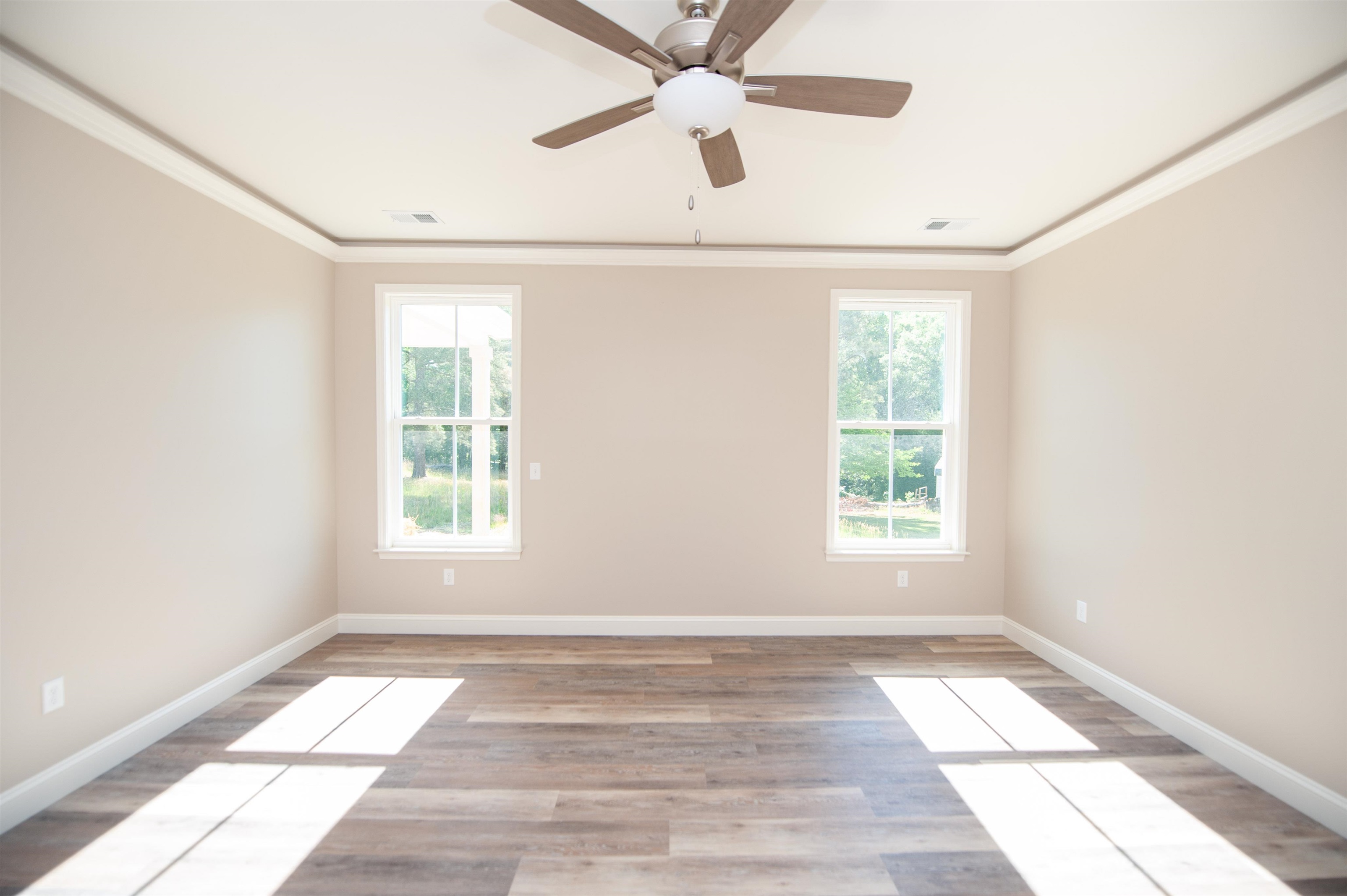 220 Water Mill Road Property Photo 9