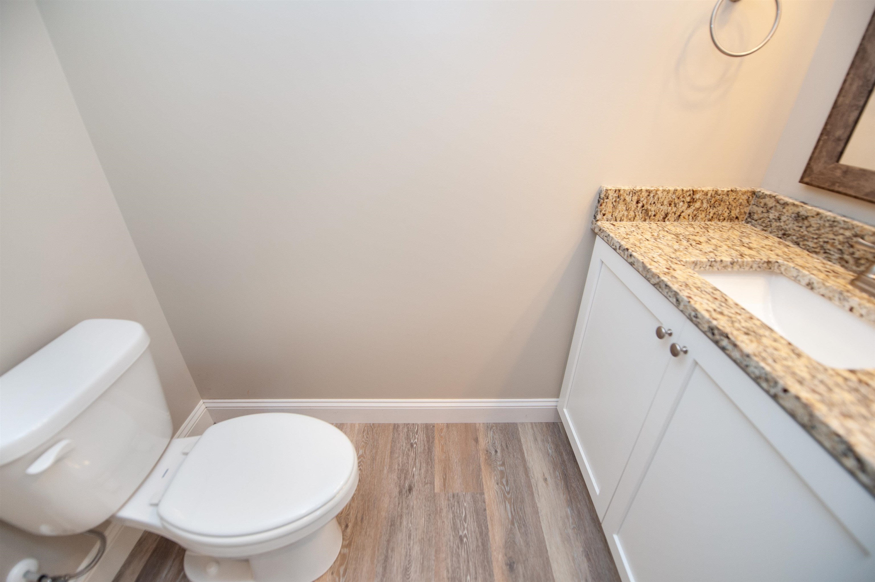 220 Water Mill Road Property Photo 14
