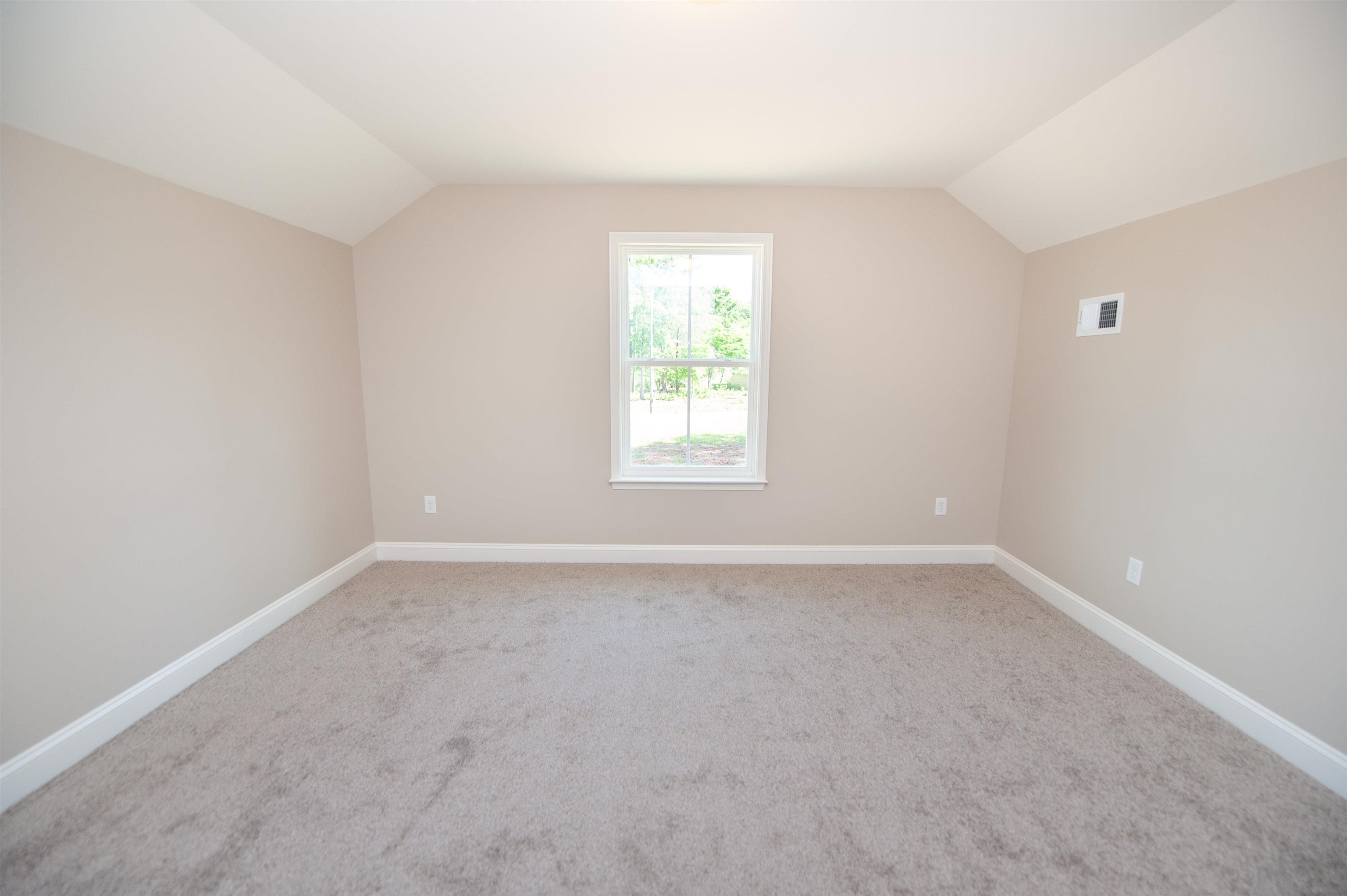 220 Water Mill Road Property Photo 15