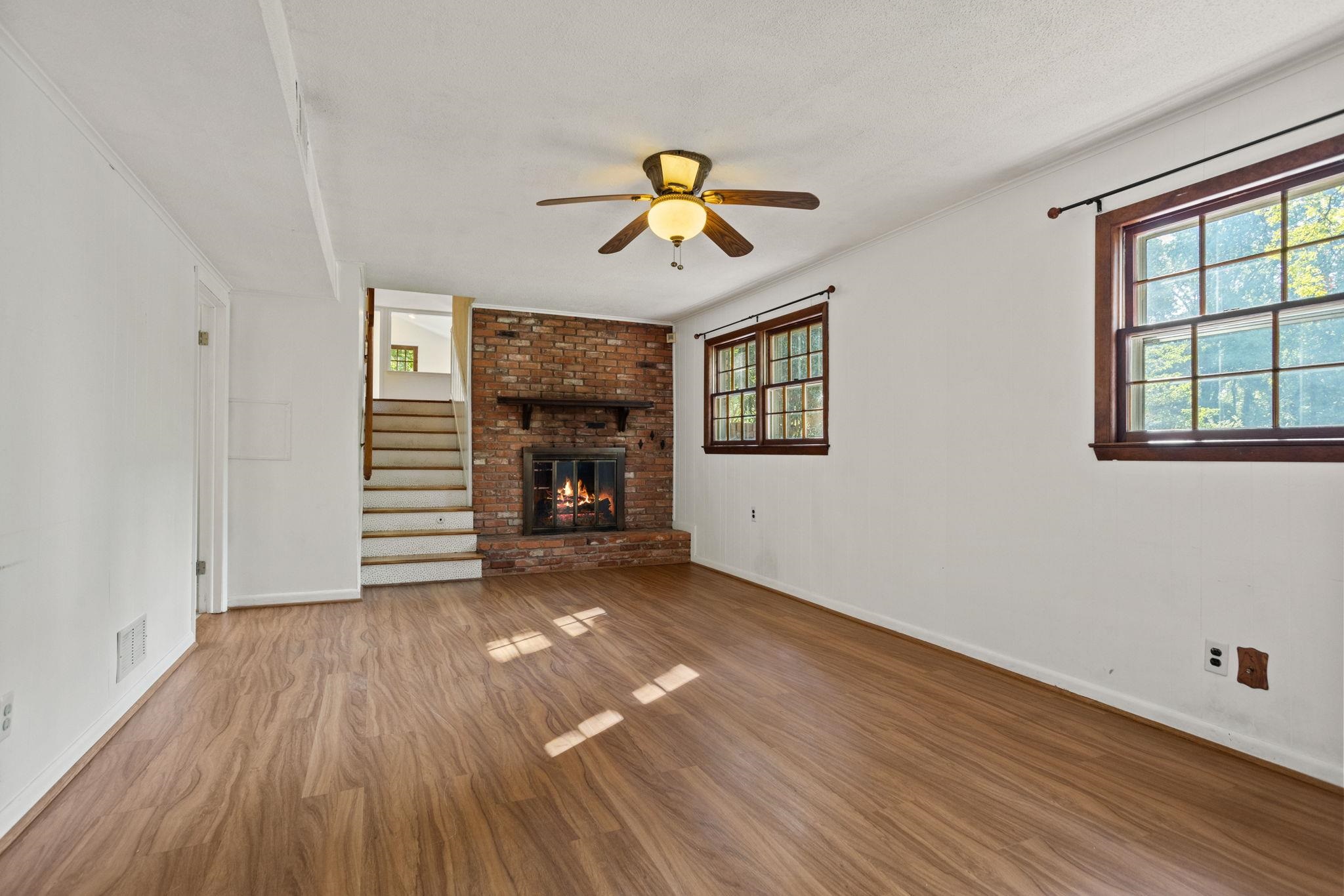 295 Fairlane Drive Property Photo 18