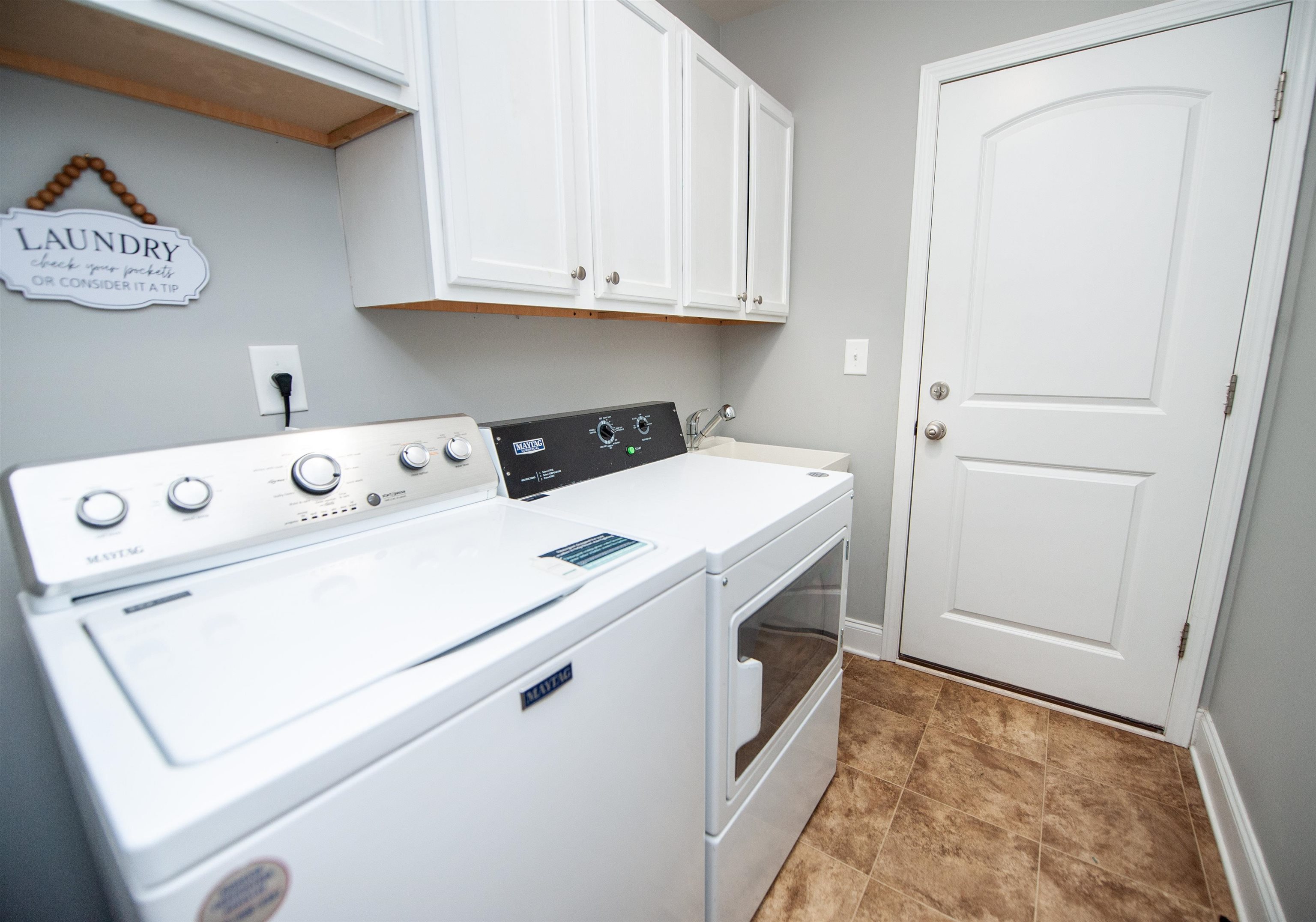 328 E Story Bush Lane Property Photo 11