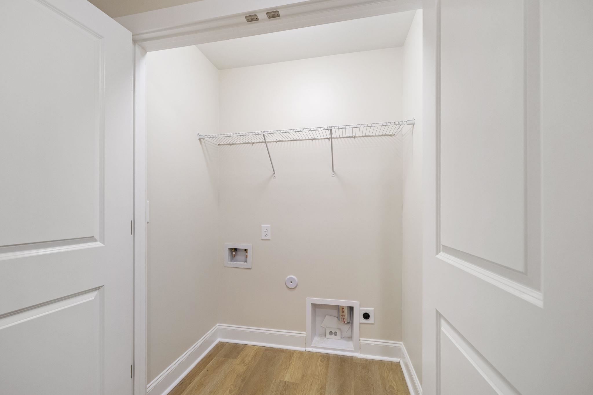 339259 Property Photo 14