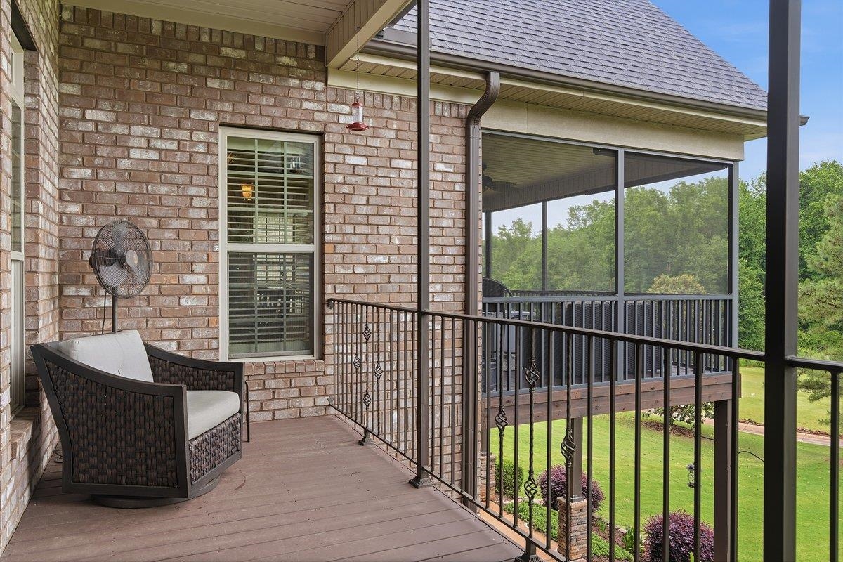310 S Woodfin Ridge Drive Property Photo 12
