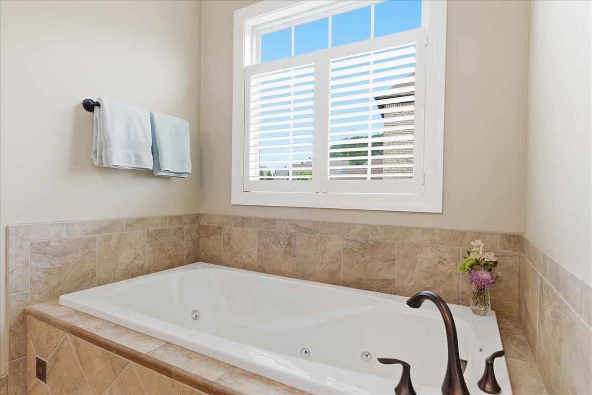 310 S Woodfin Ridge Drive Property Photo 35