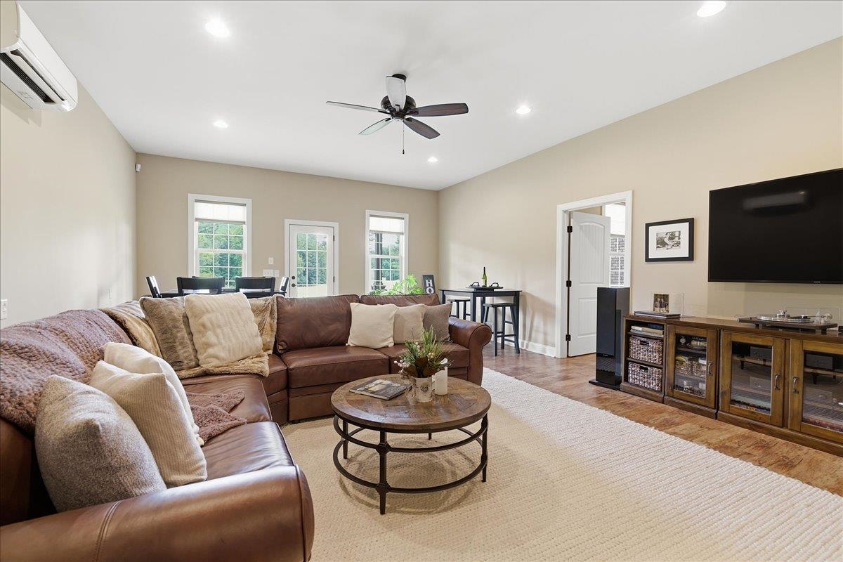 310 S Woodfin Ridge Drive Property Photo 38